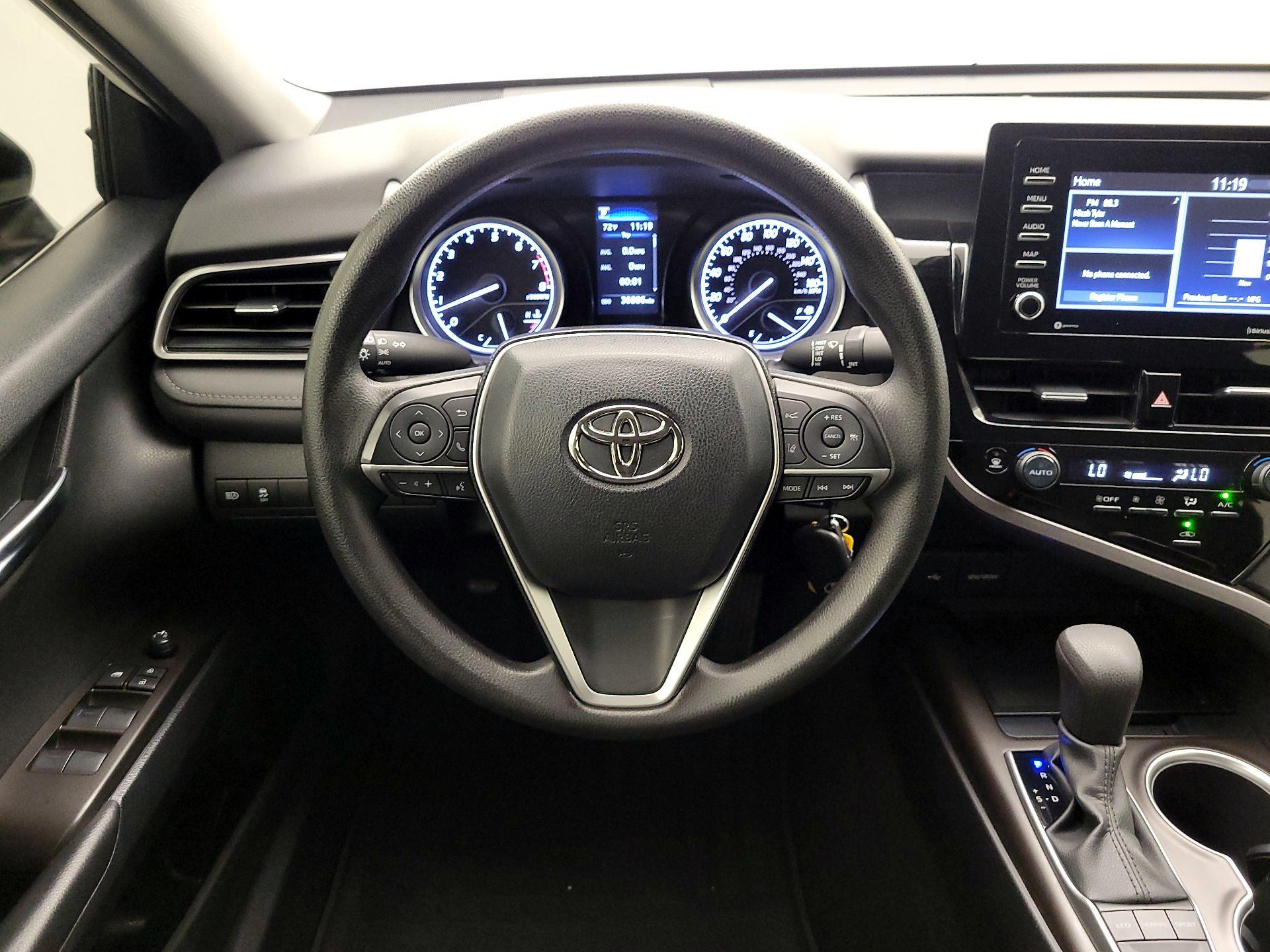 Thumbnail: 2022 Toyota Camry - 10