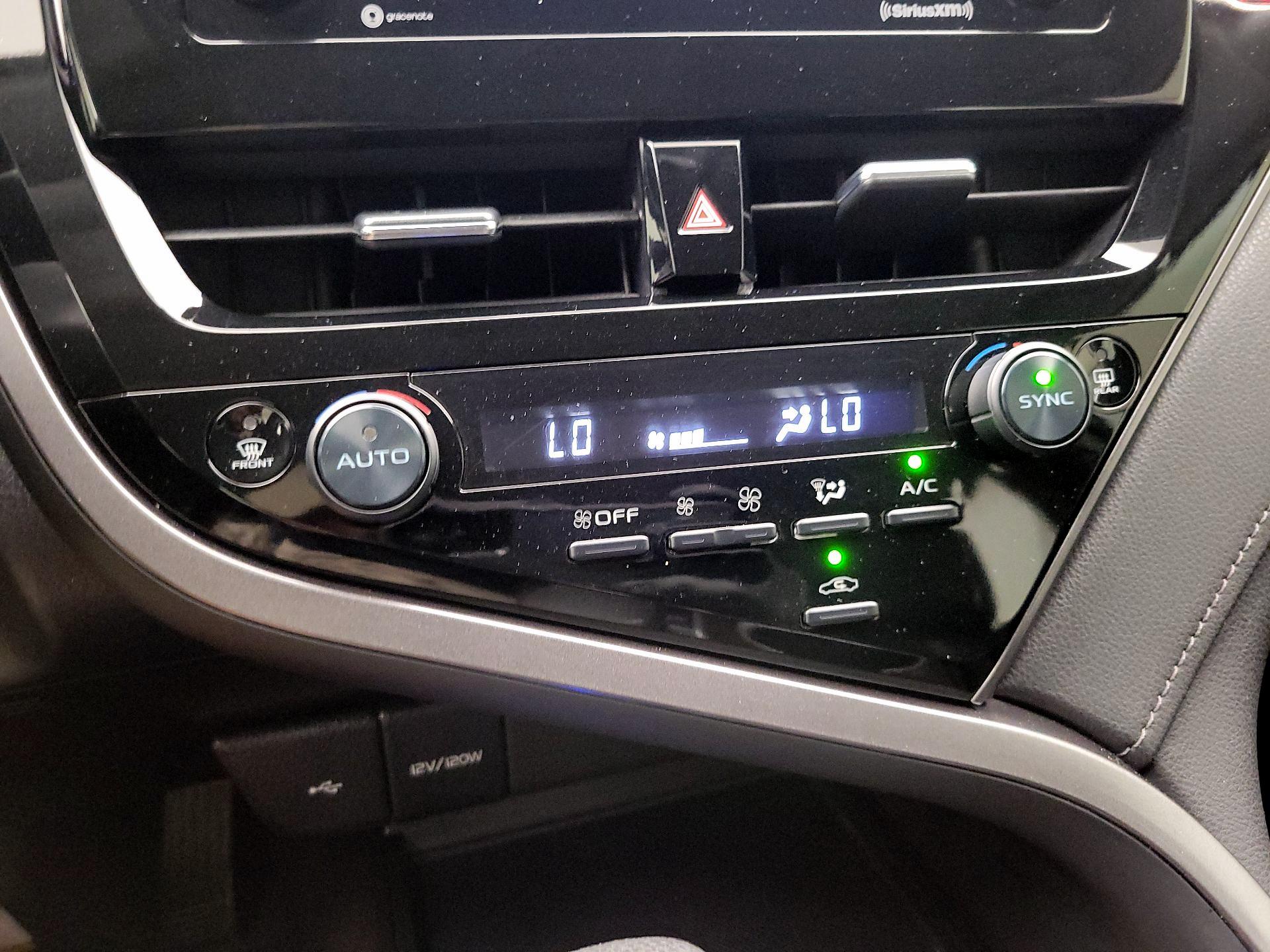 Thumbnail: 2022 Toyota Camry - 16