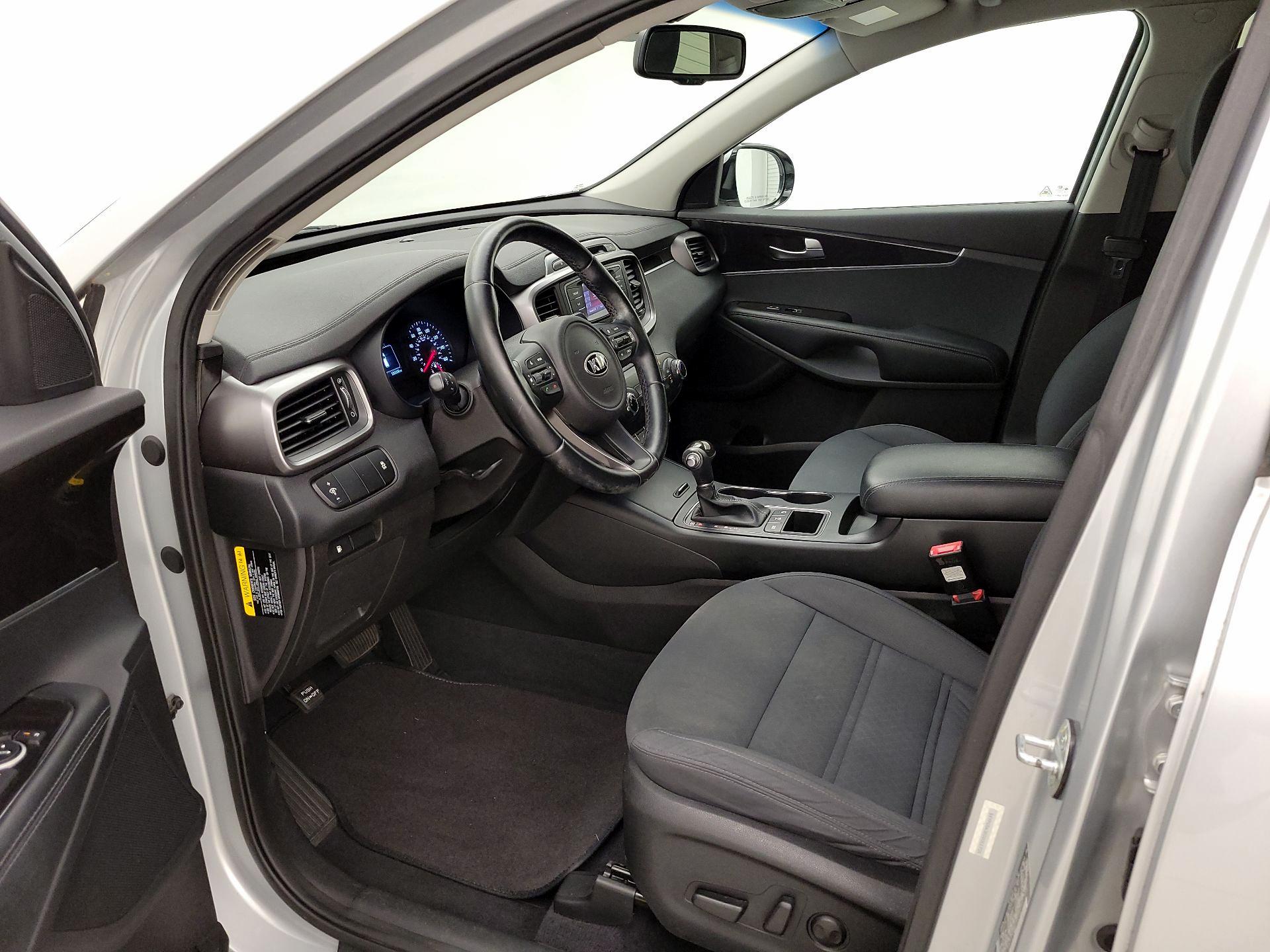 Thumbnail: 2016 Kia Sorento - 11