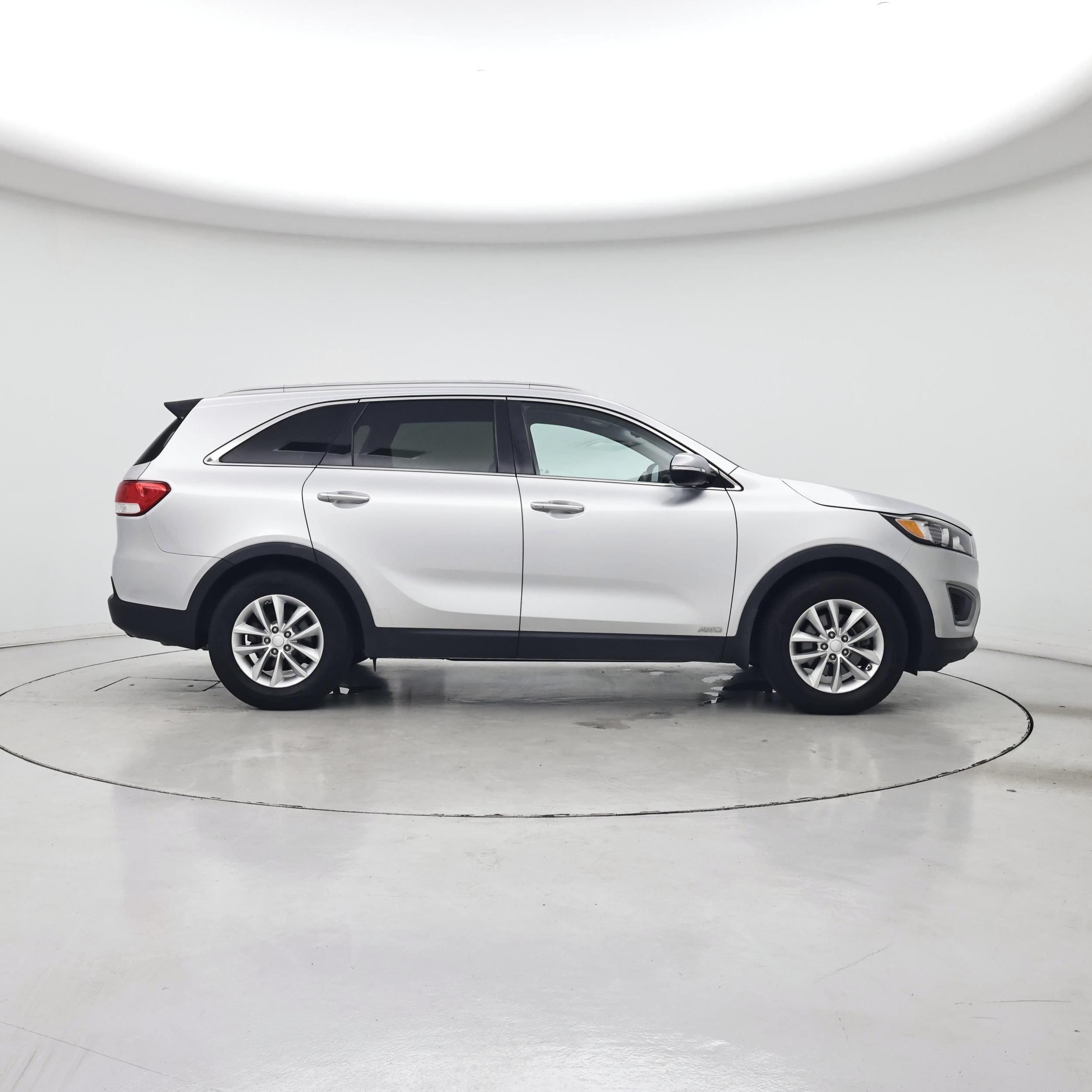 Thumbnail: 2016 Kia Sorento - 7