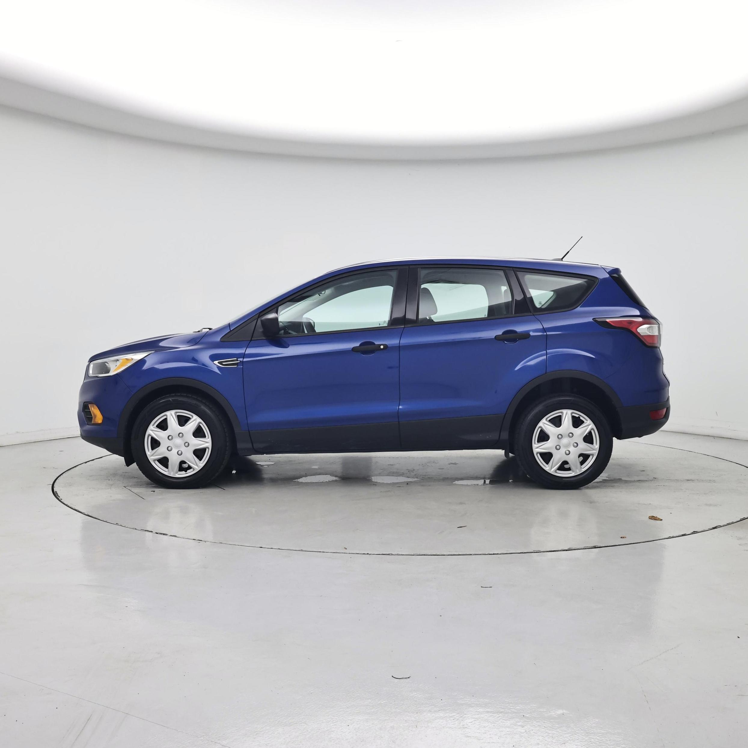 Thumbnail: 2017 Ford Escape - 3