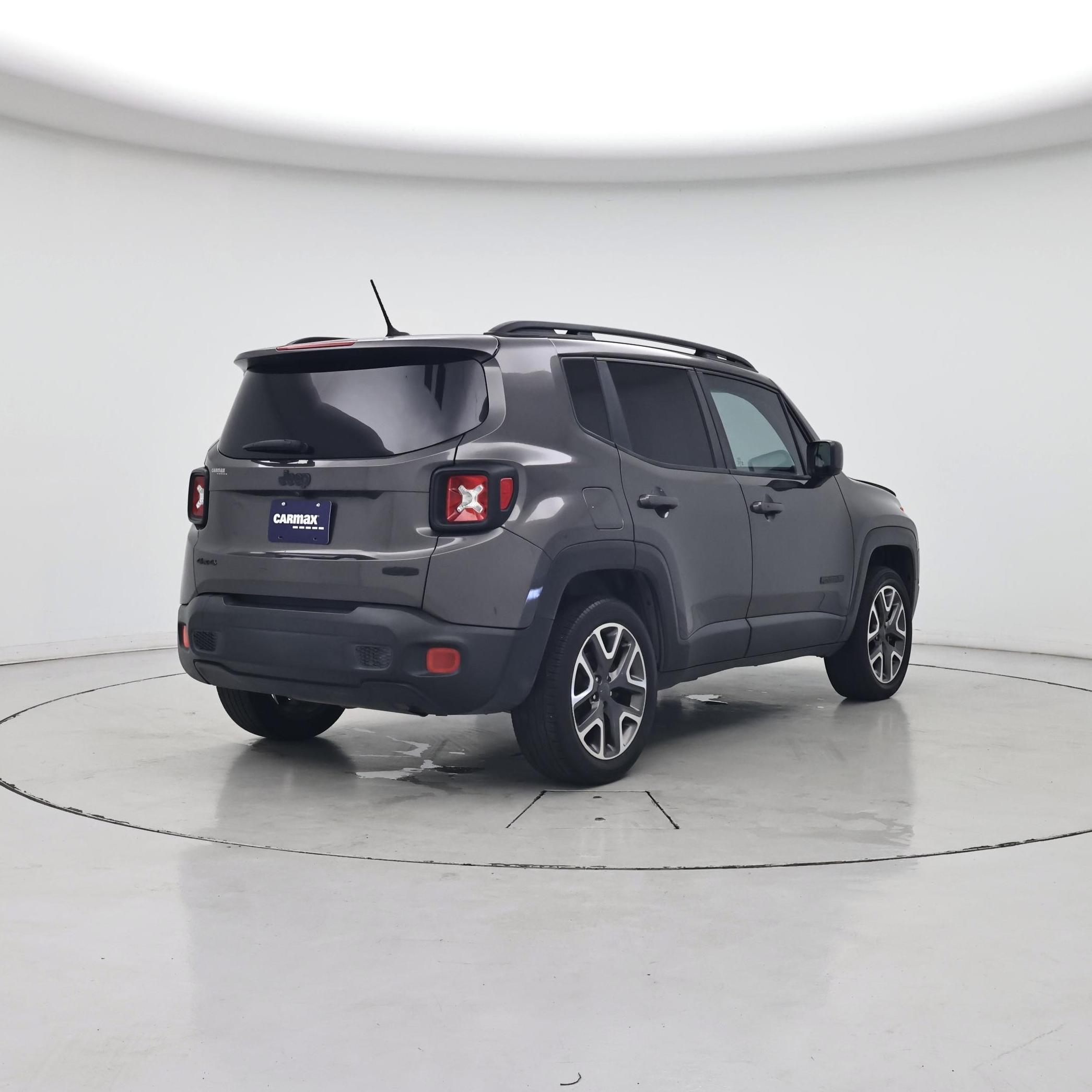 Thumbnail: 2017 Jeep Renegade - 8