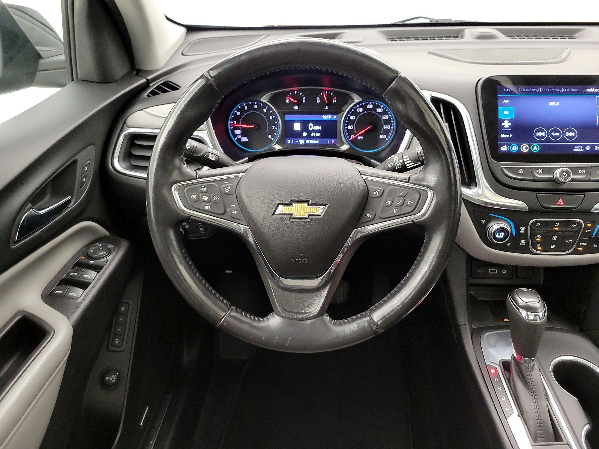Thumbnail: 2020 Chevrolet Equinox - 10