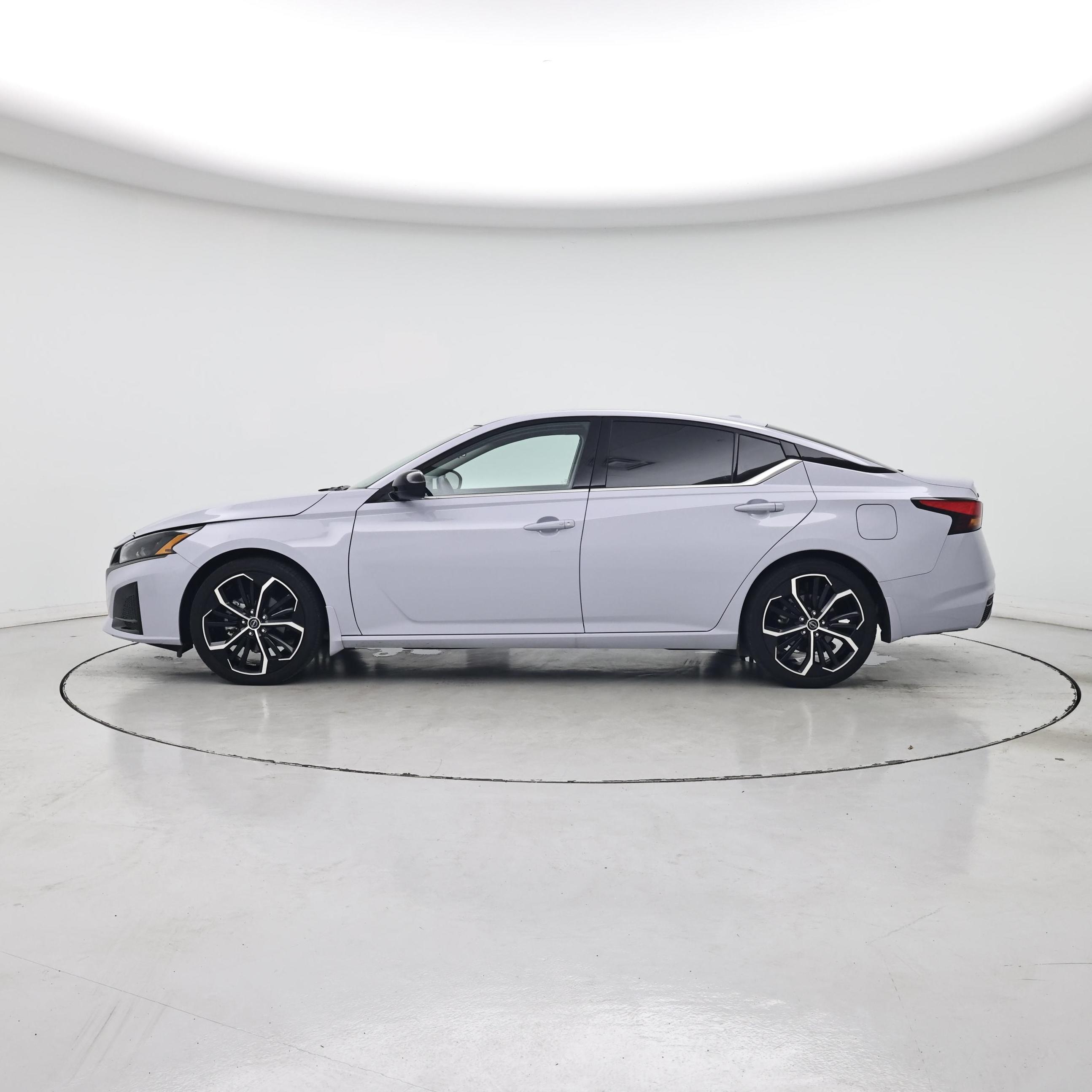 Thumbnail: 2024 Nissan Altima - 3