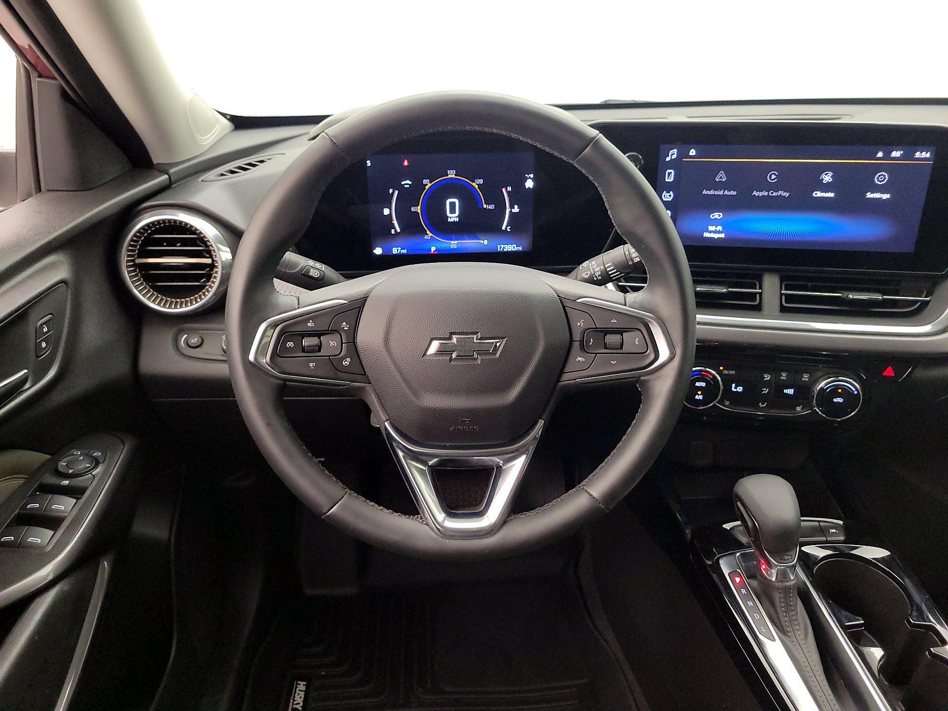 Thumbnail: 2024 Chevrolet Trax - 10