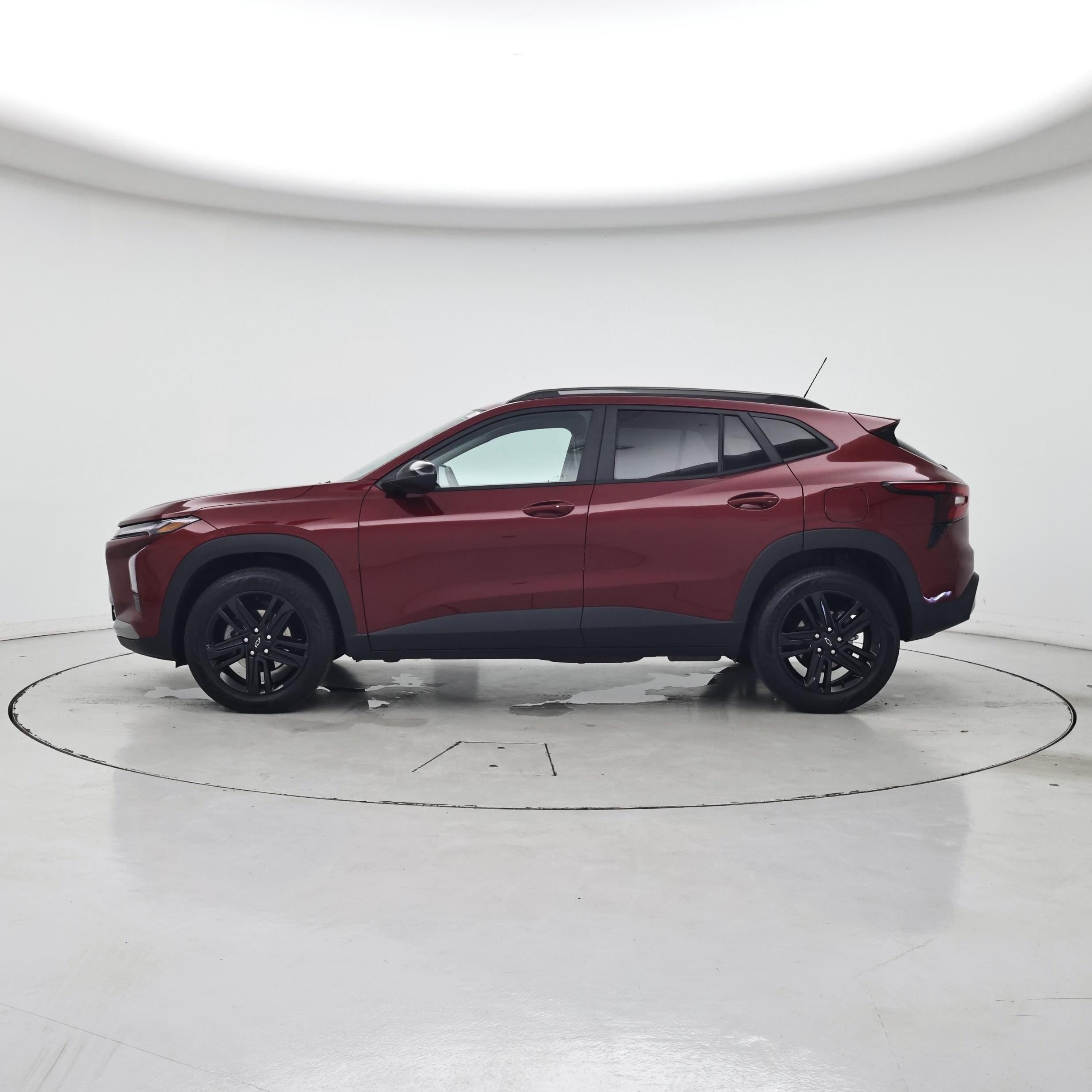 Thumbnail: 2024 Chevrolet Trax - 3