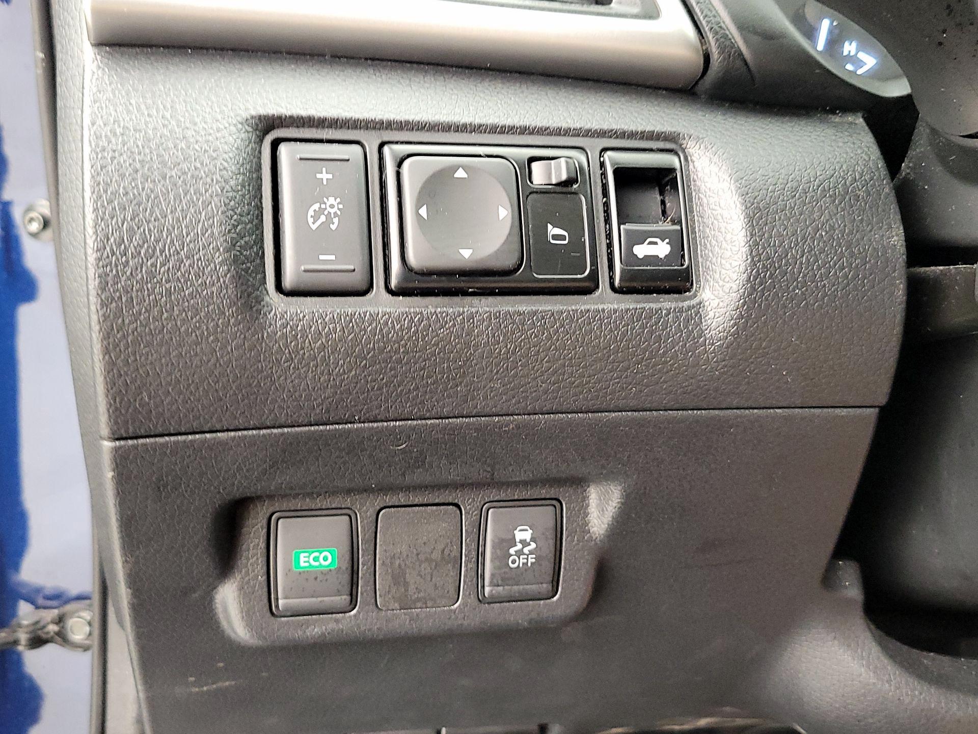Thumbnail: 2019 Nissan Sentra - 13