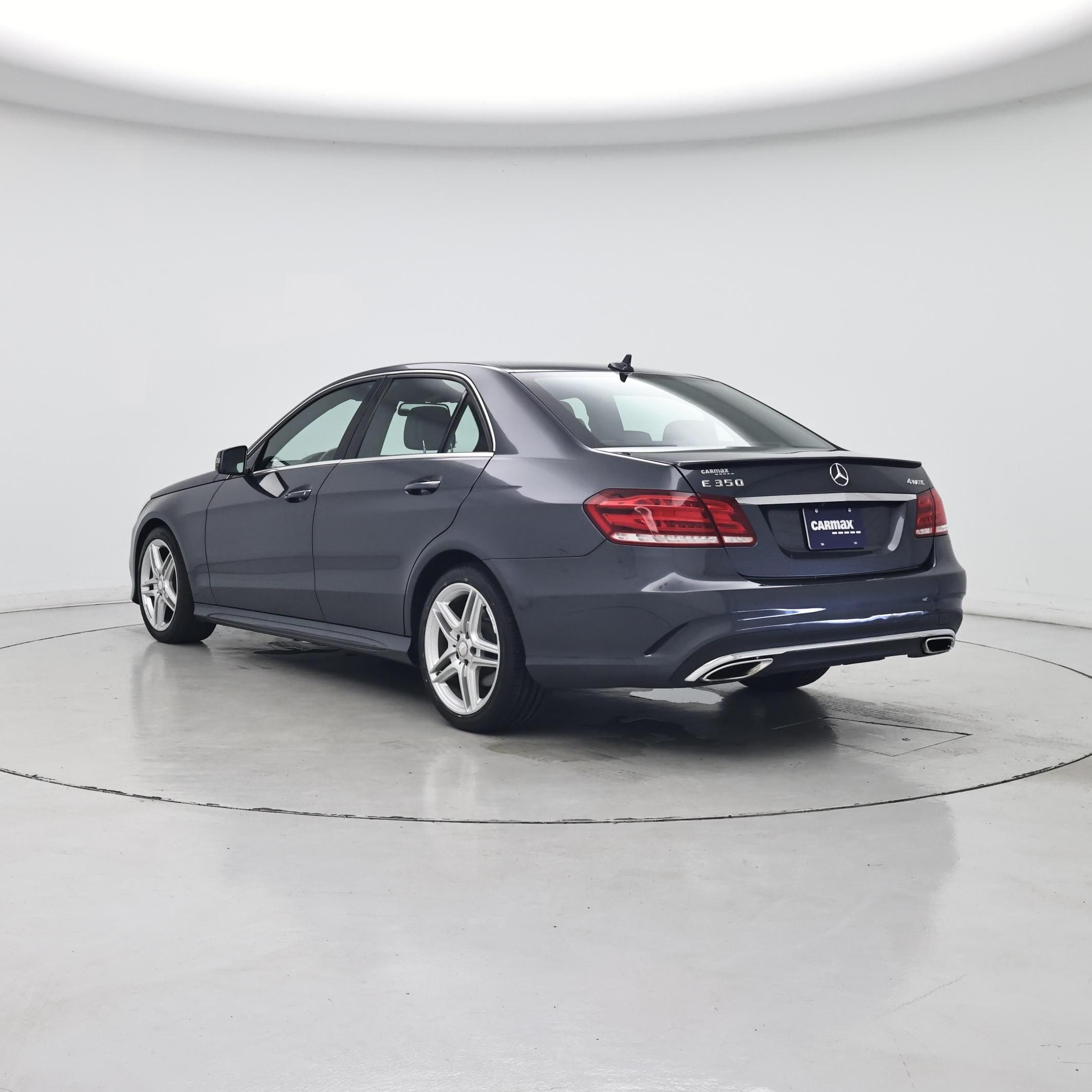 Thumbnail: 2014 Mercedes-Benz E-Class - 2