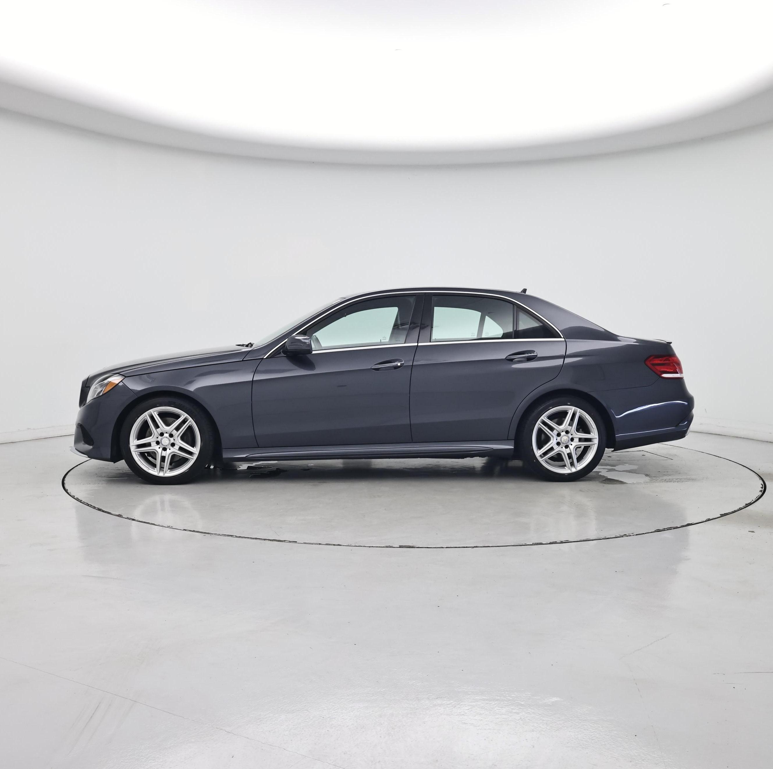 Thumbnail: 2014 Mercedes-Benz E-Class - 3