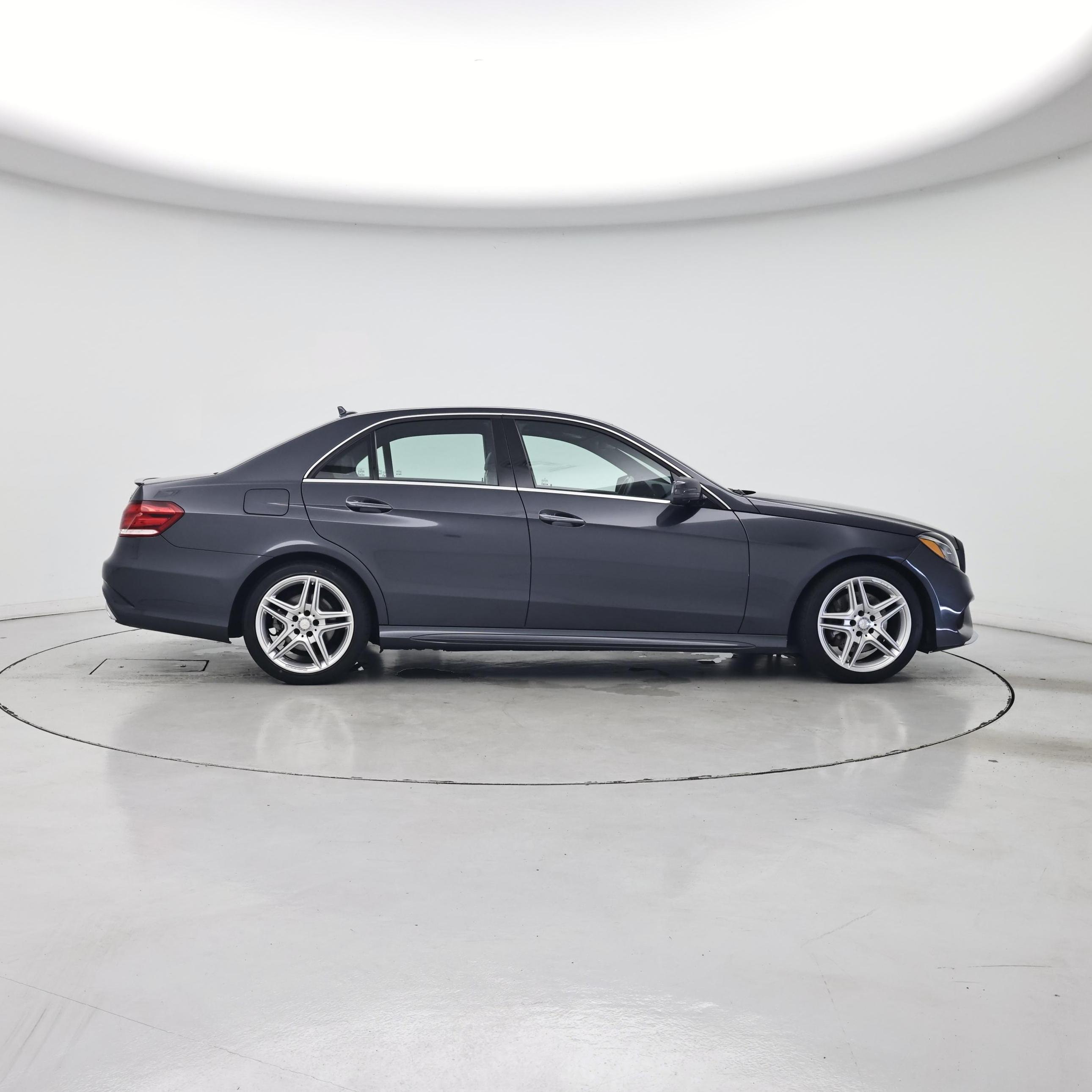 Thumbnail: 2014 Mercedes-Benz E-Class - 7