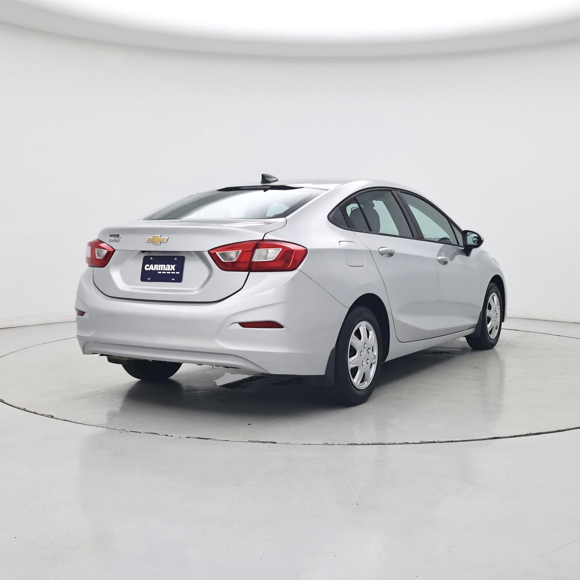Thumbnail: 2017 Chevrolet Cruze - 8