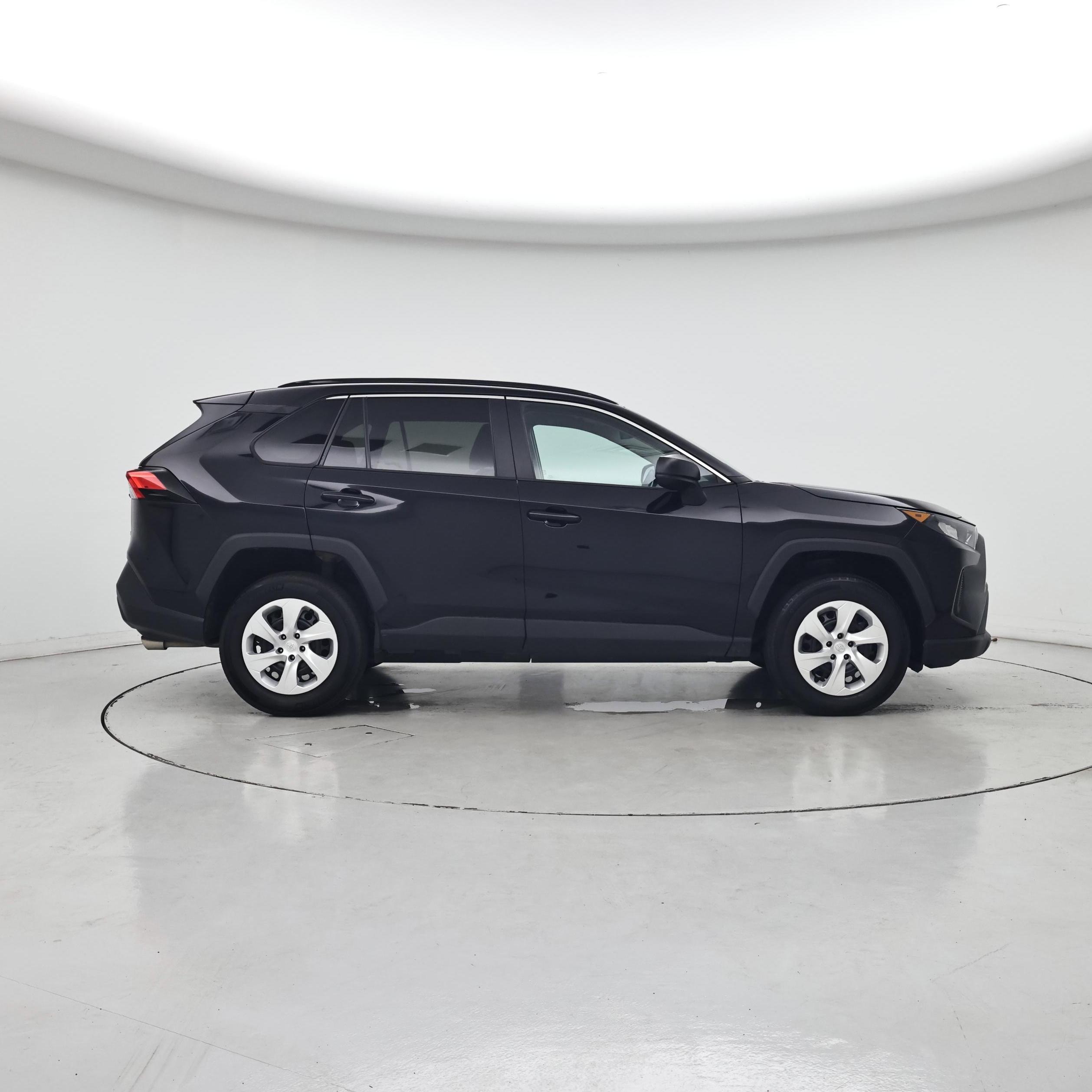 Thumbnail: 2021 Toyota RAV4 - 7