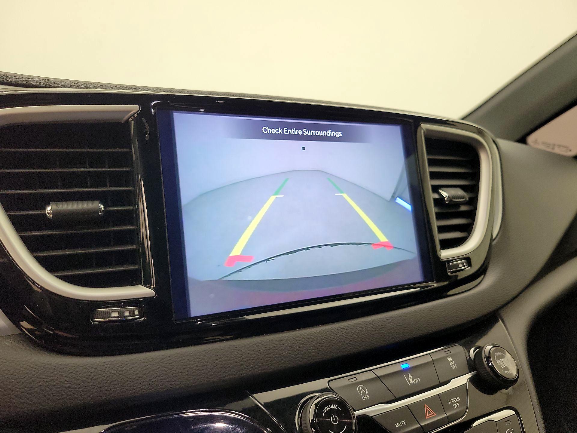 Thumbnail: 2022 Chrysler Pacifica - 14