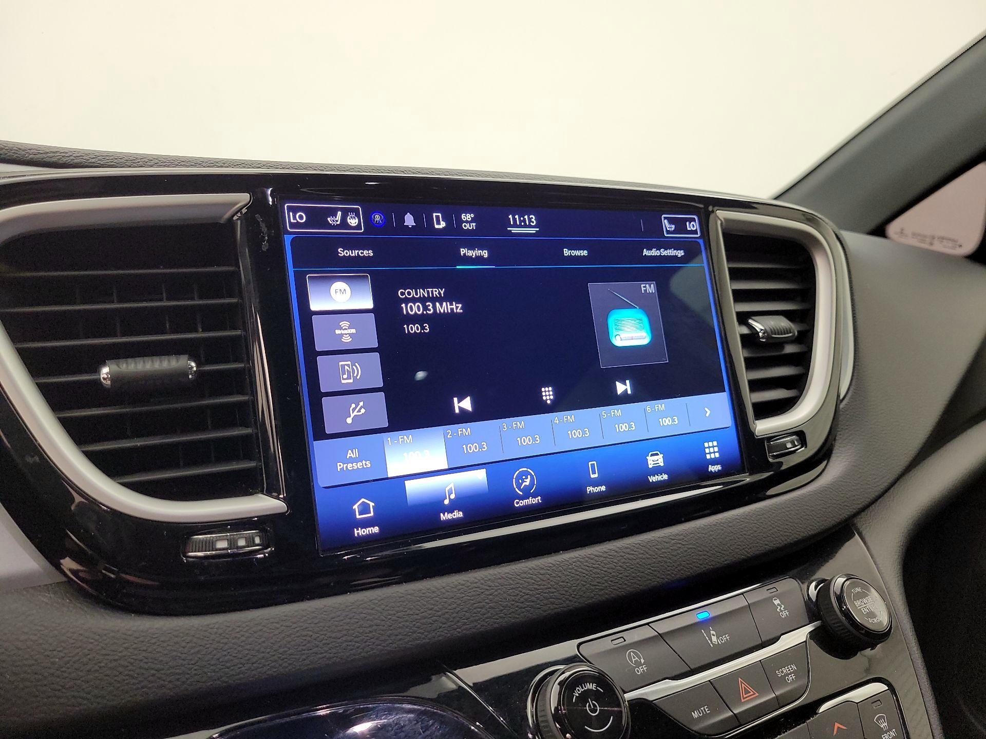 Thumbnail: 2022 Chrysler Pacifica - 15