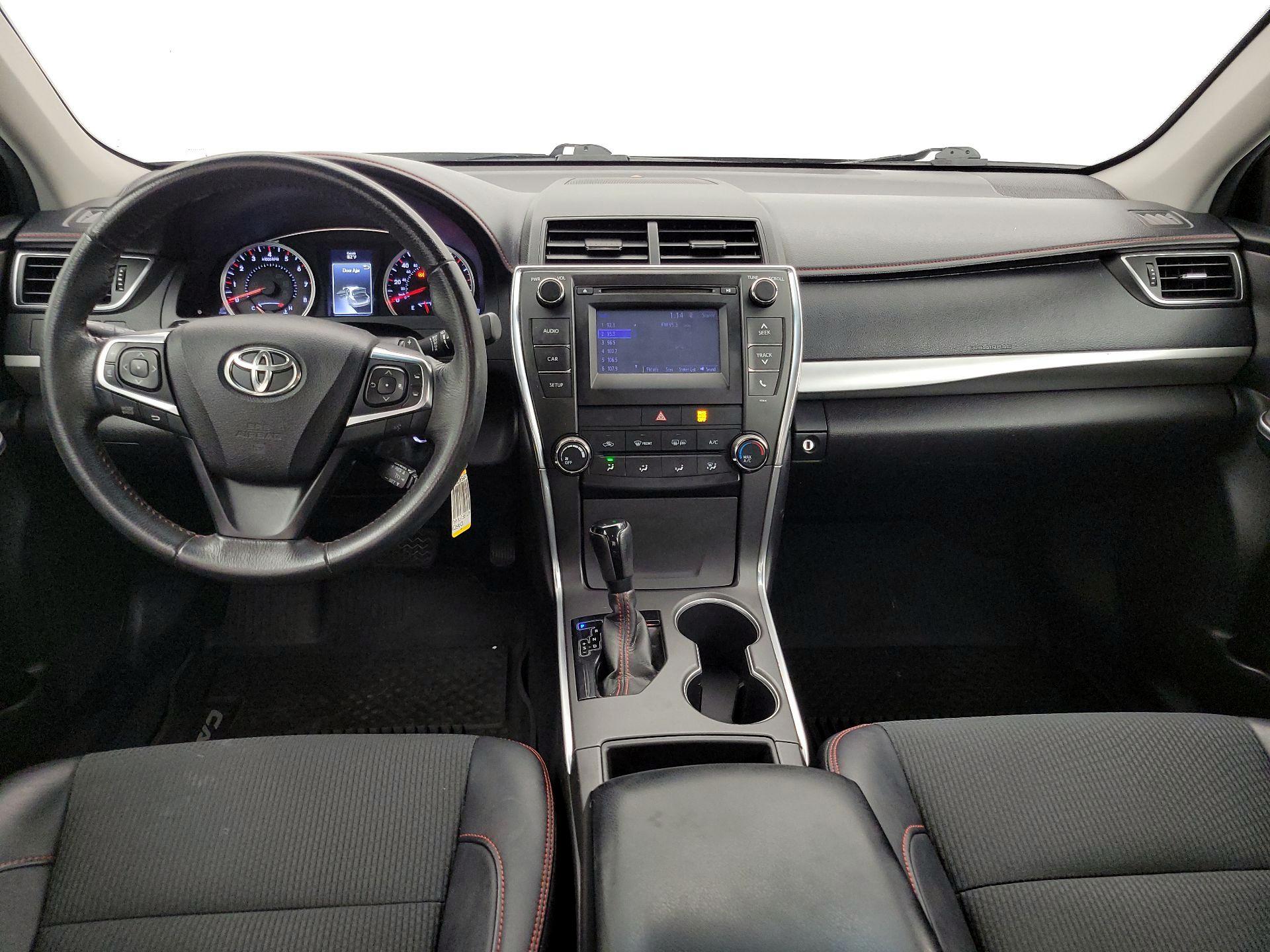 Thumbnail: 2017 Toyota Camry - 9