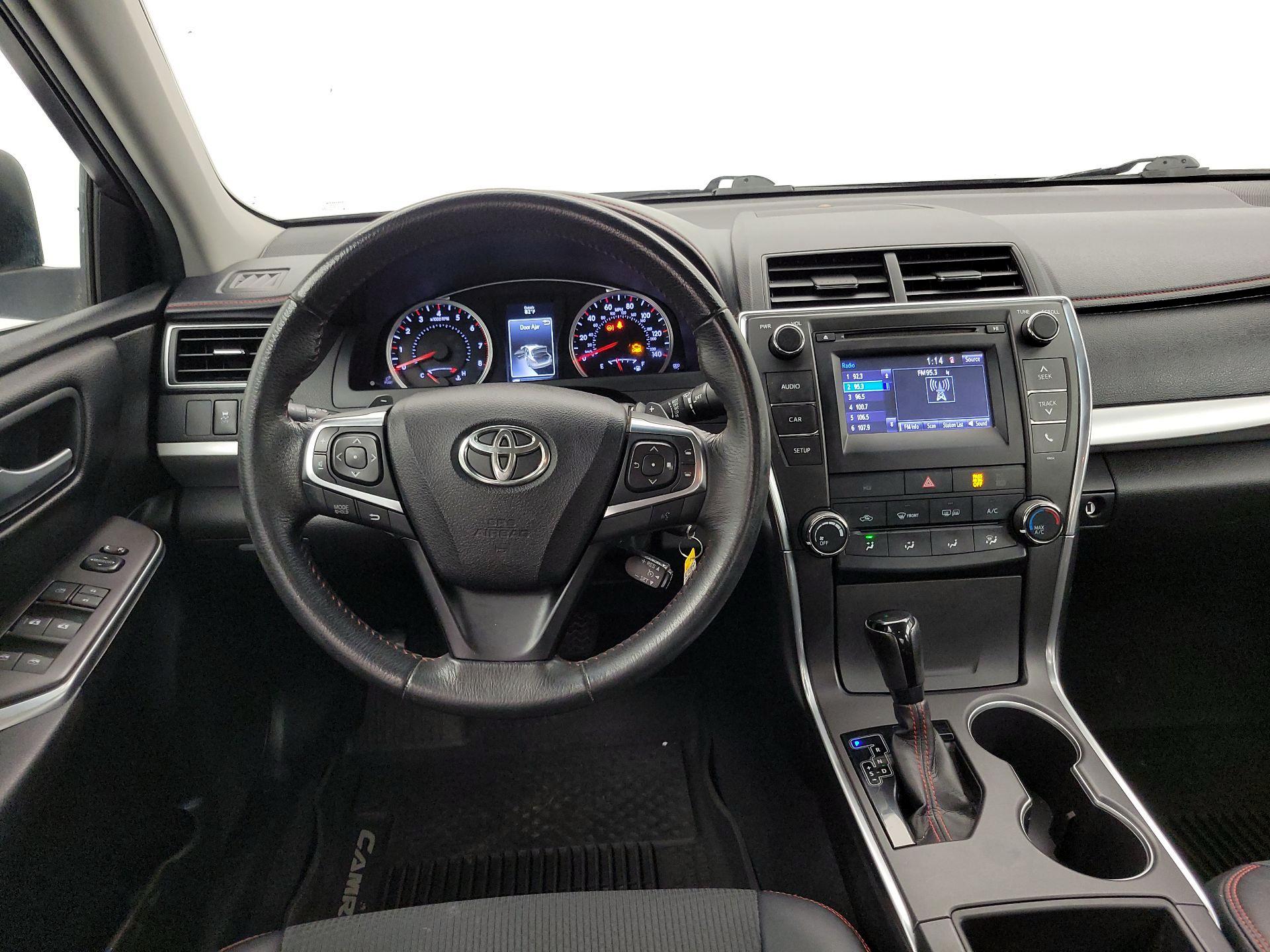 Thumbnail: 2017 Toyota Camry - 10