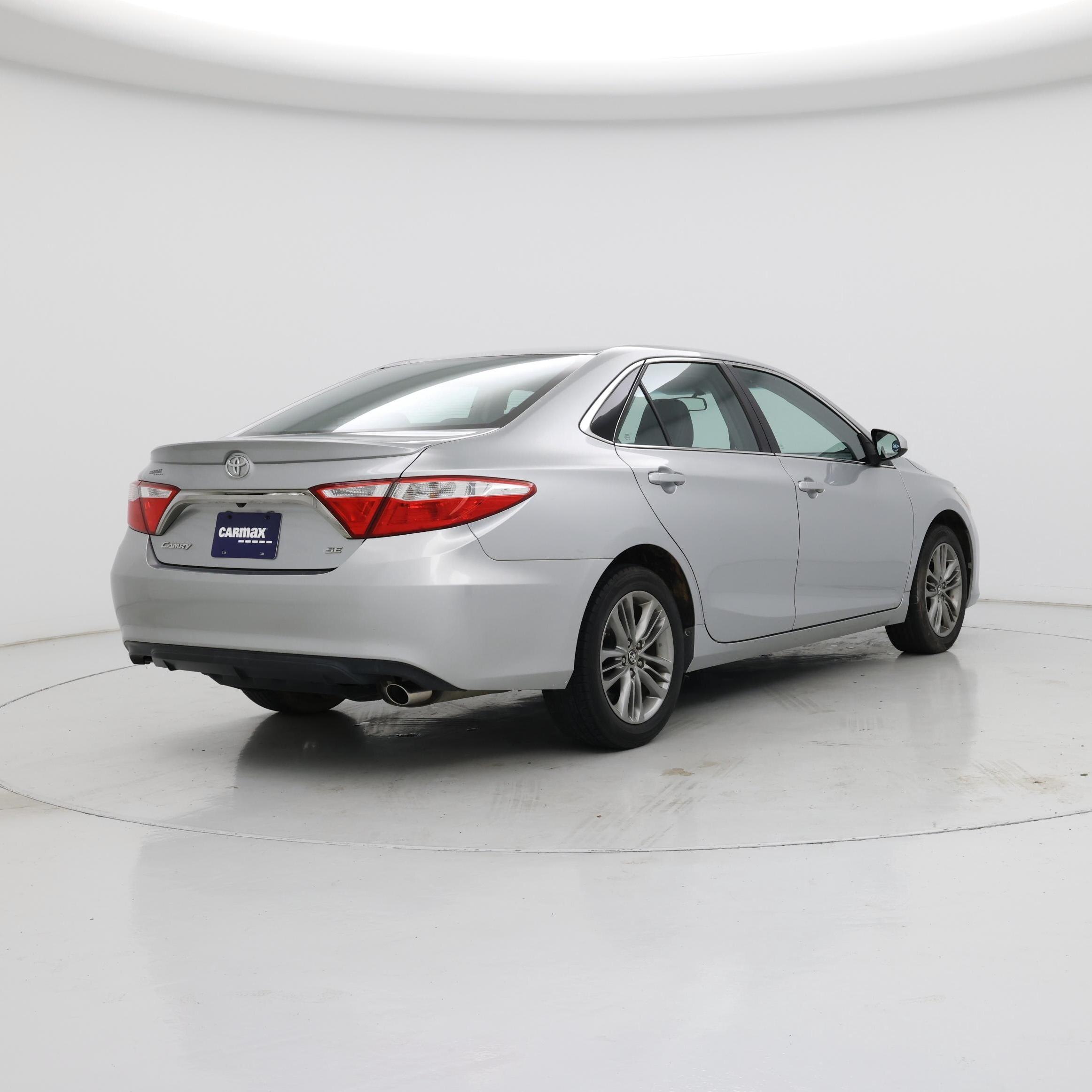 Thumbnail: 2017 Toyota Camry - 8