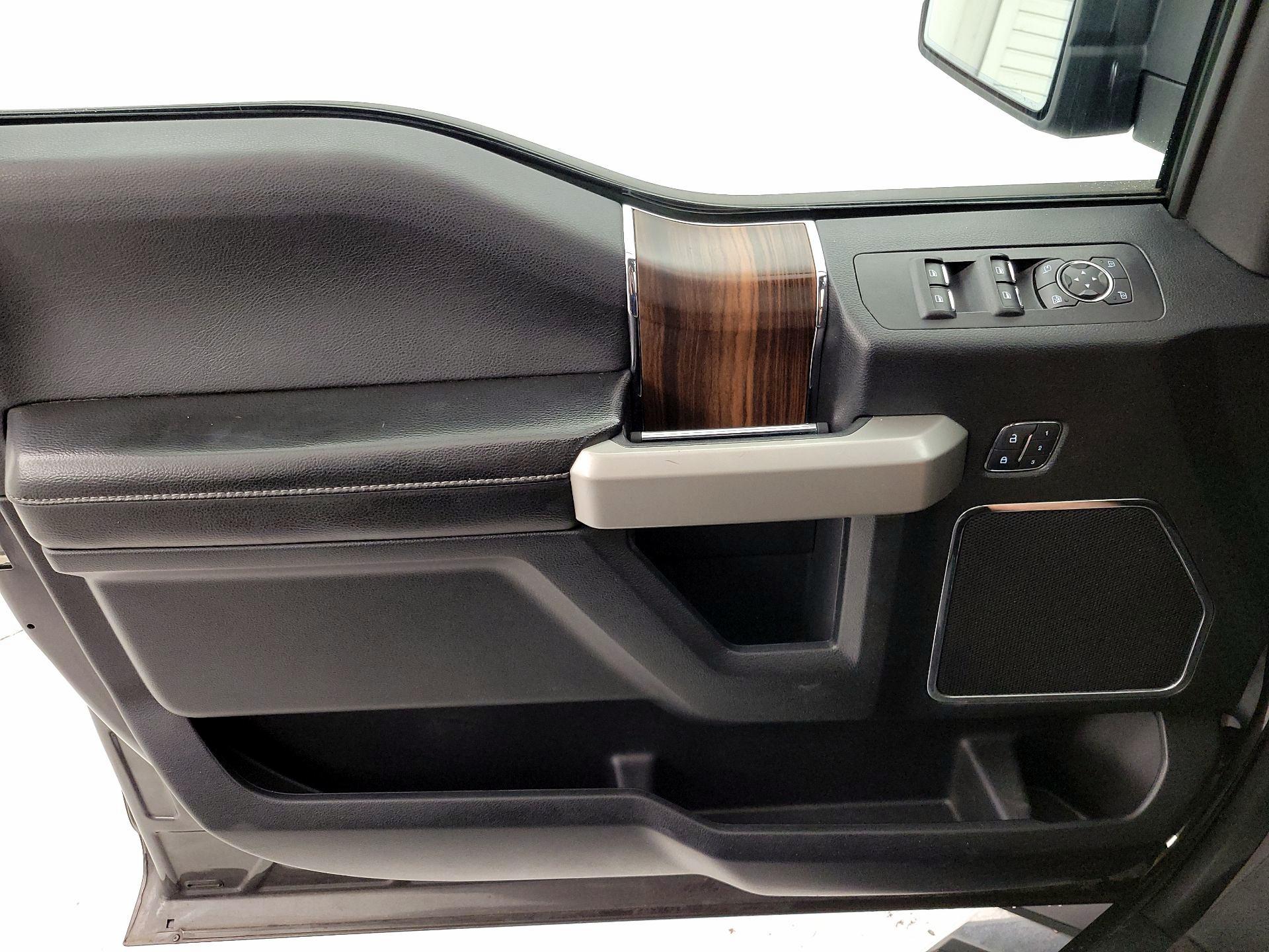 Thumbnail: 2017 Ford F-150 - 12