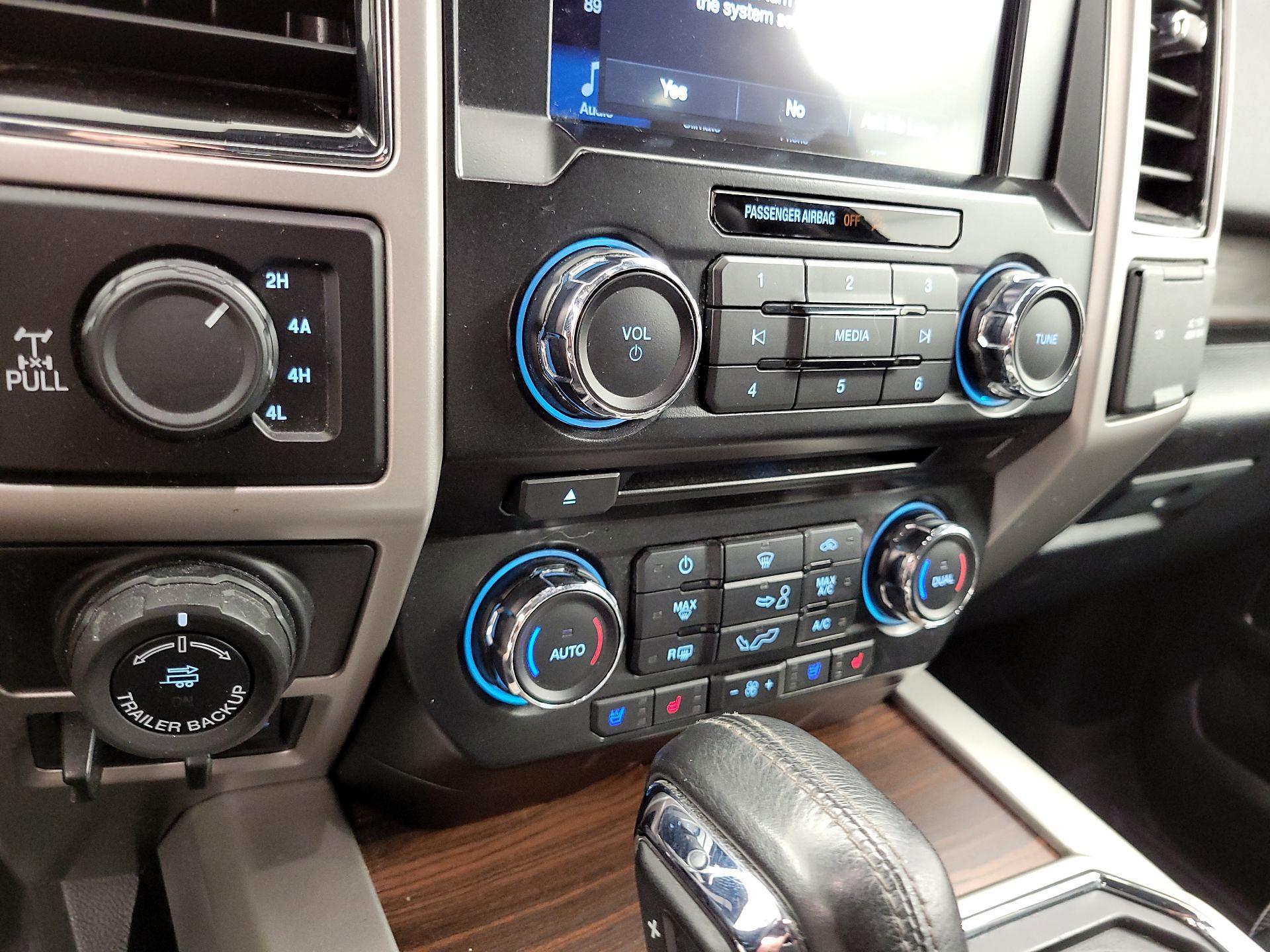 Thumbnail: 2017 Ford F-150 - 16