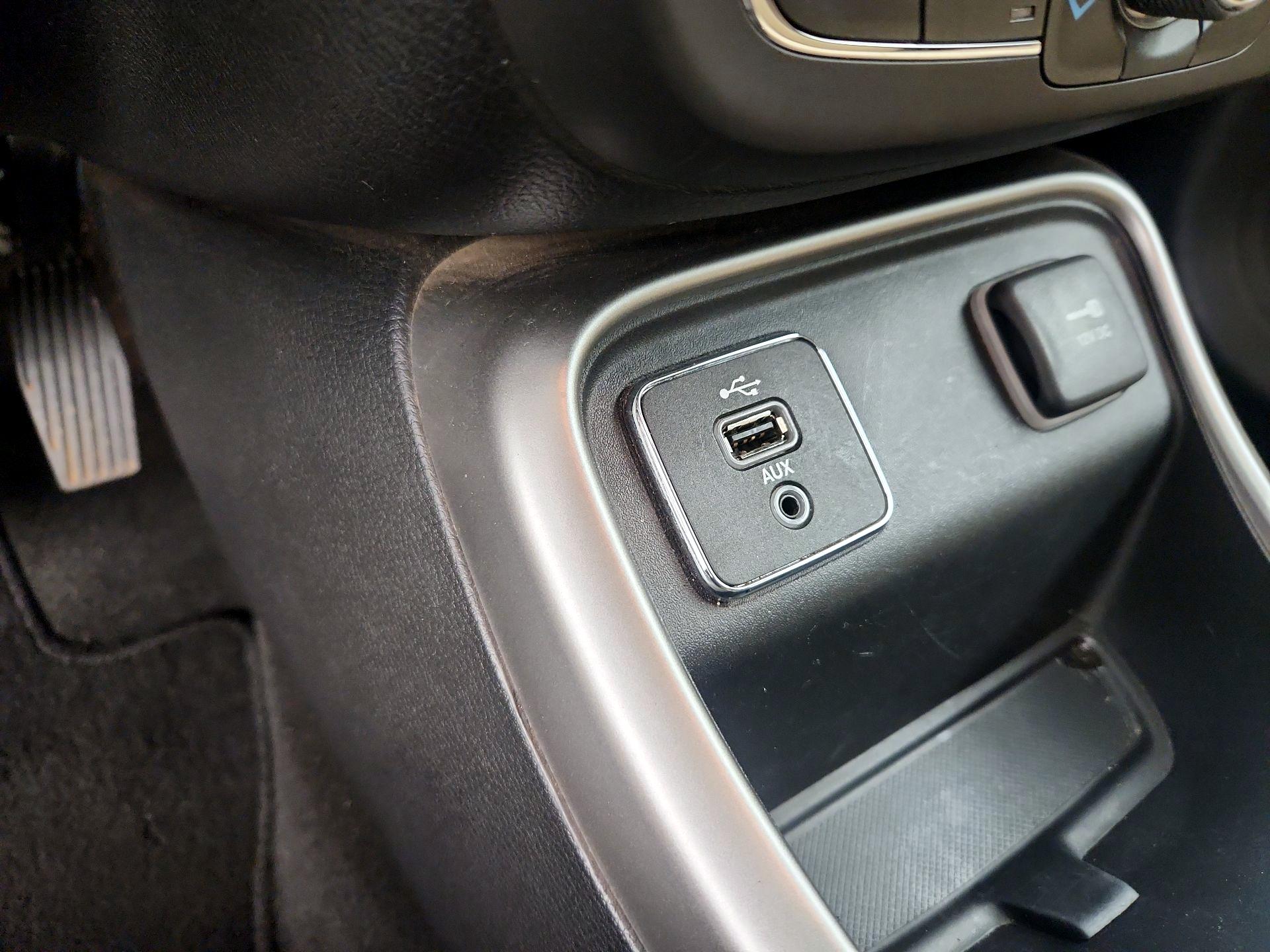 Thumbnail: 2018 Jeep Compass - 18