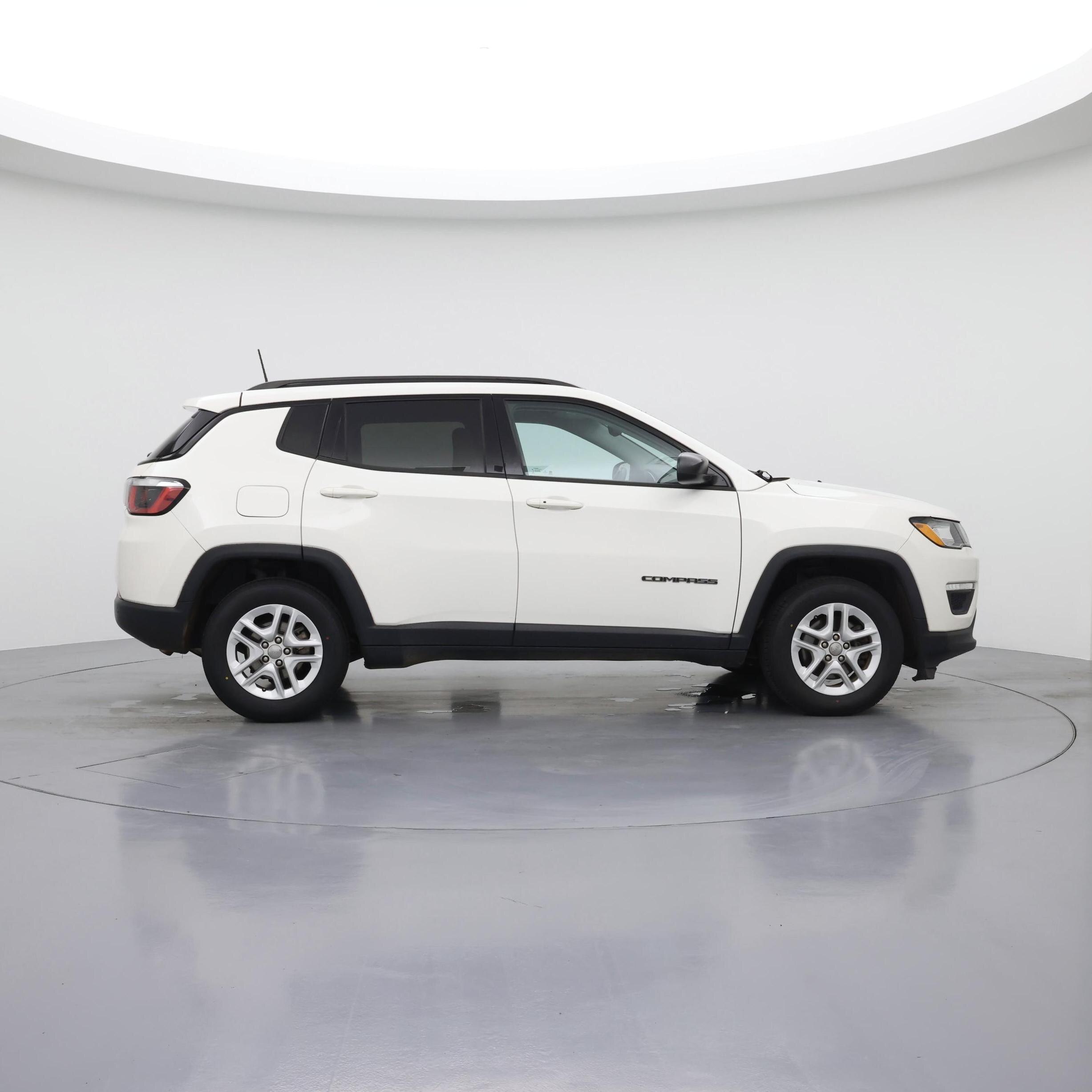 Thumbnail: 2018 Jeep Compass - 7