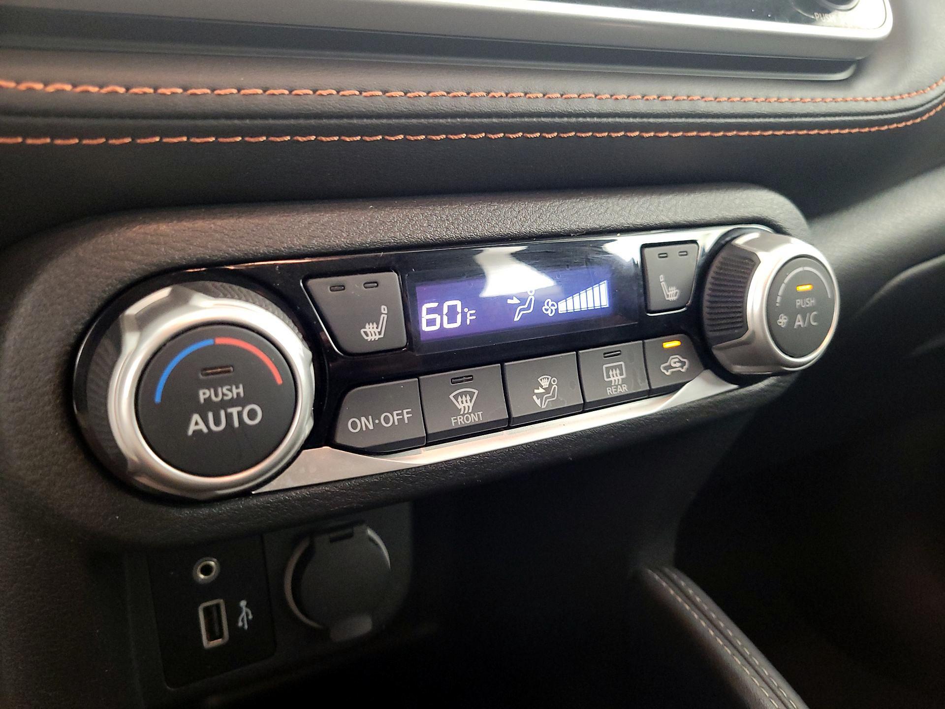 Thumbnail: 2020 Nissan Kicks - 15