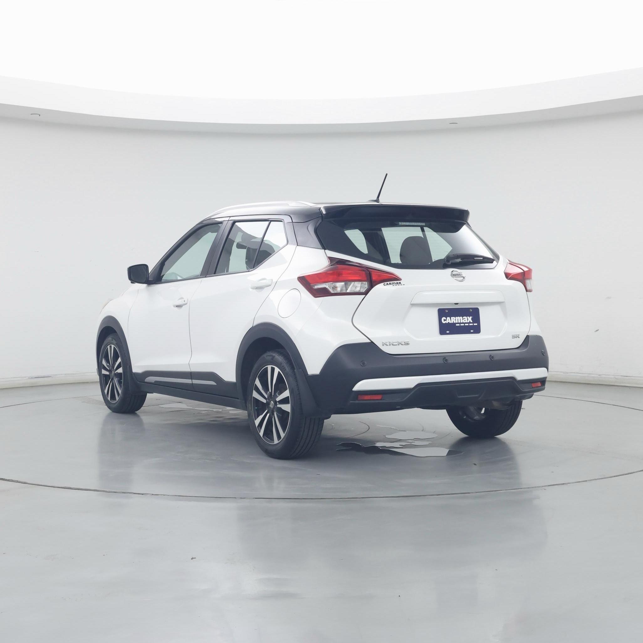 Thumbnail: 2020 Nissan Kicks - 2
