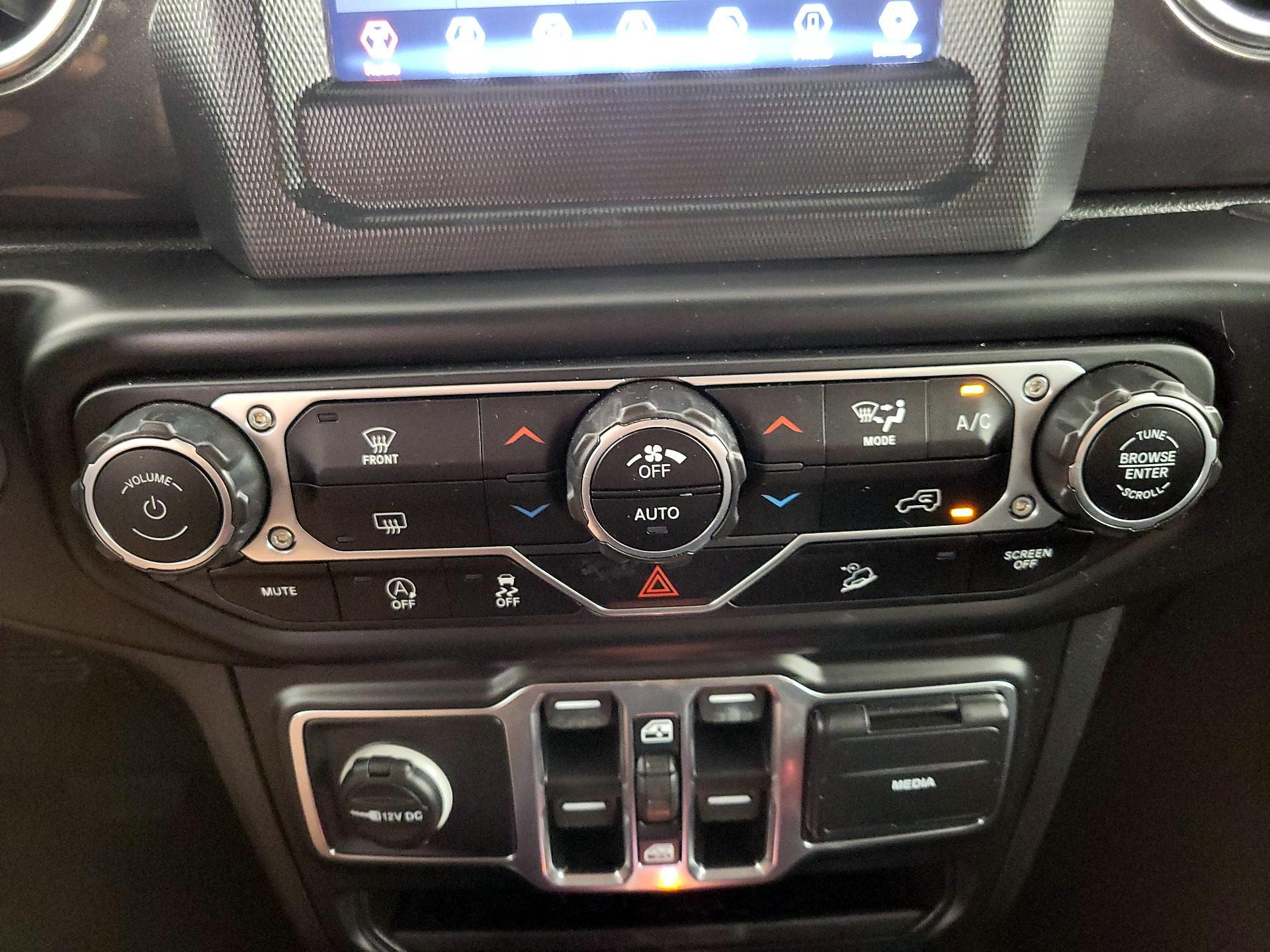 Thumbnail: 2021 Jeep Wrangler - 16
