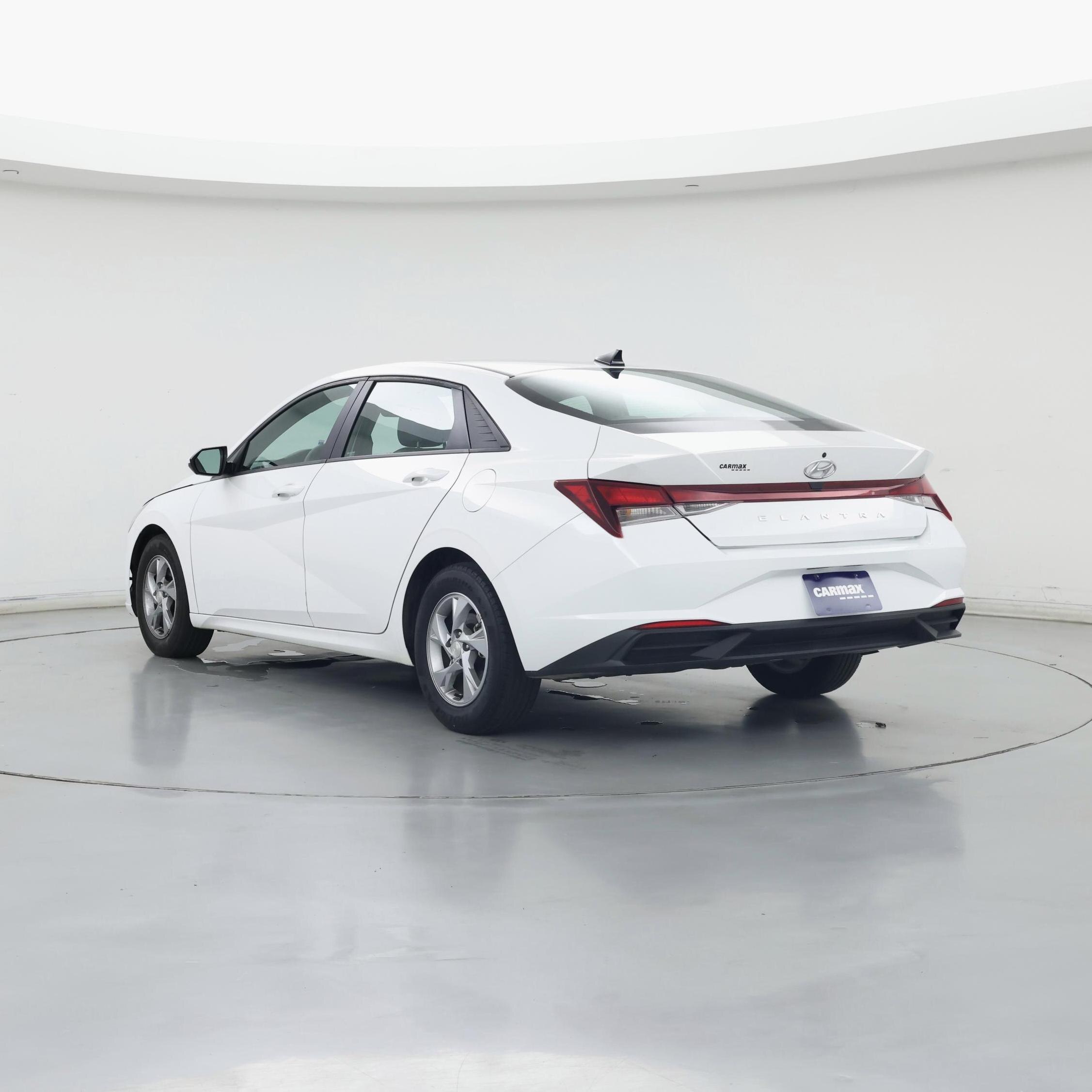 Thumbnail: 2023 Hyundai Elantra - 2
