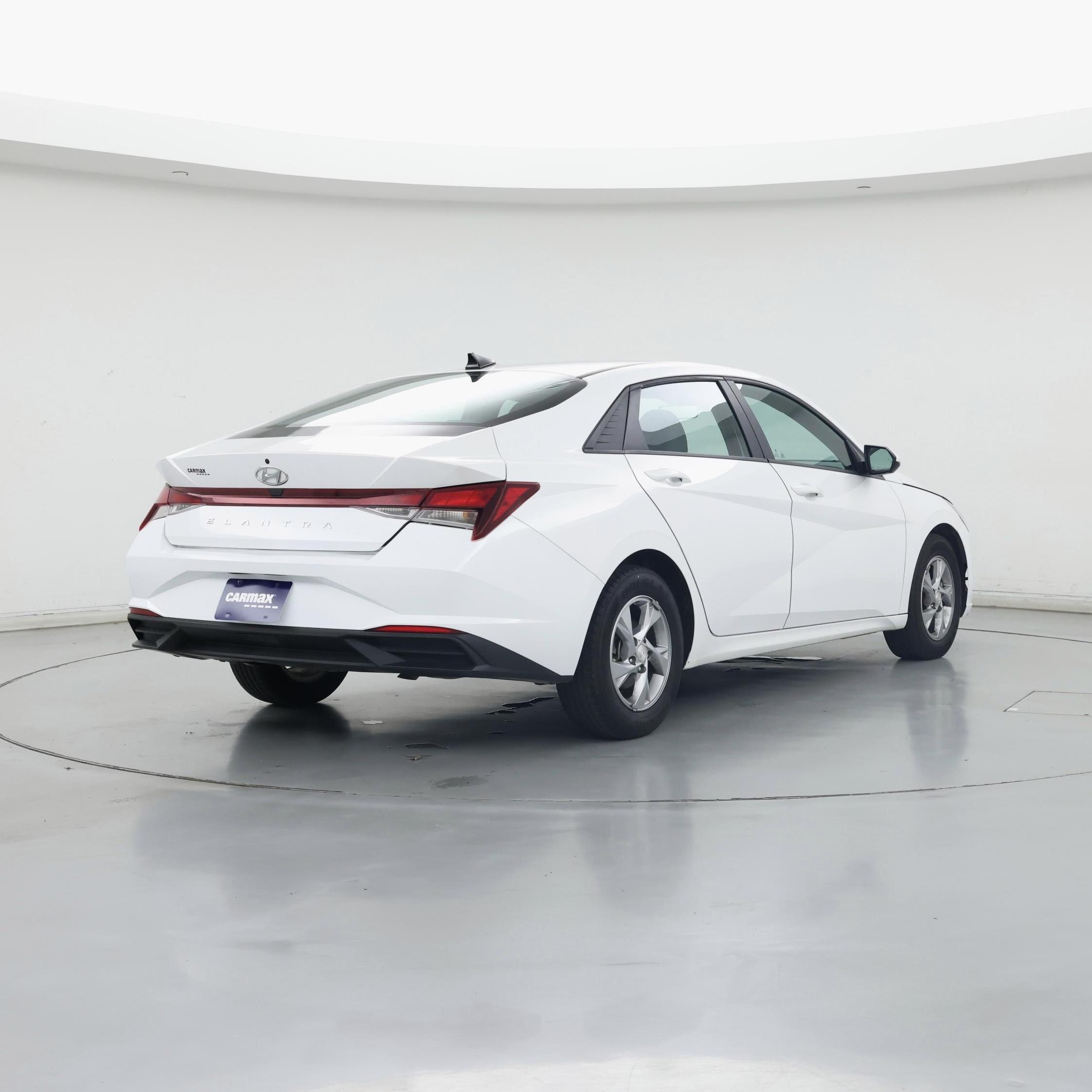 Thumbnail: 2023 Hyundai Elantra - 8