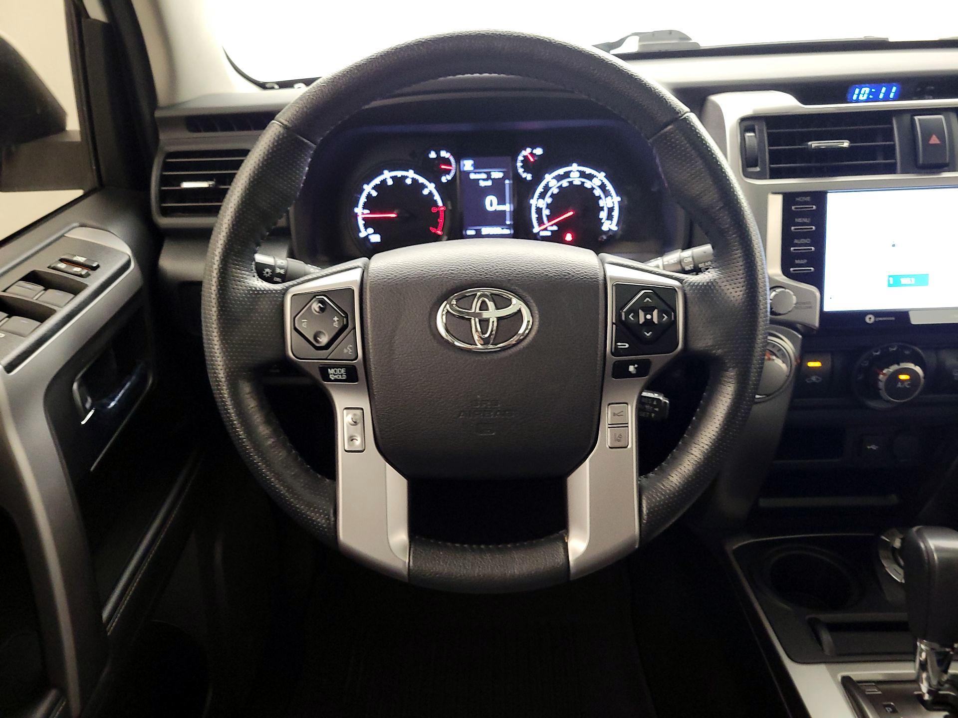 Thumbnail: 2023 Toyota 4Runner - 10