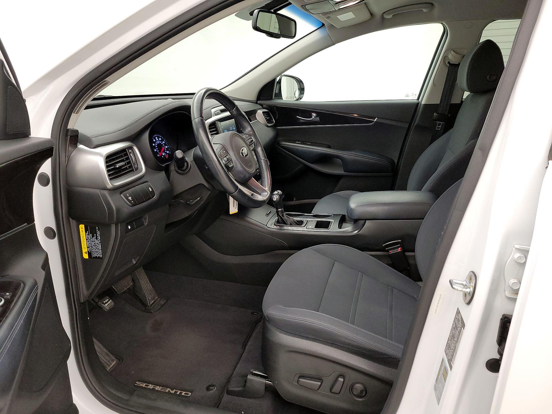 Thumbnail: 2018 Kia Sorento - 11