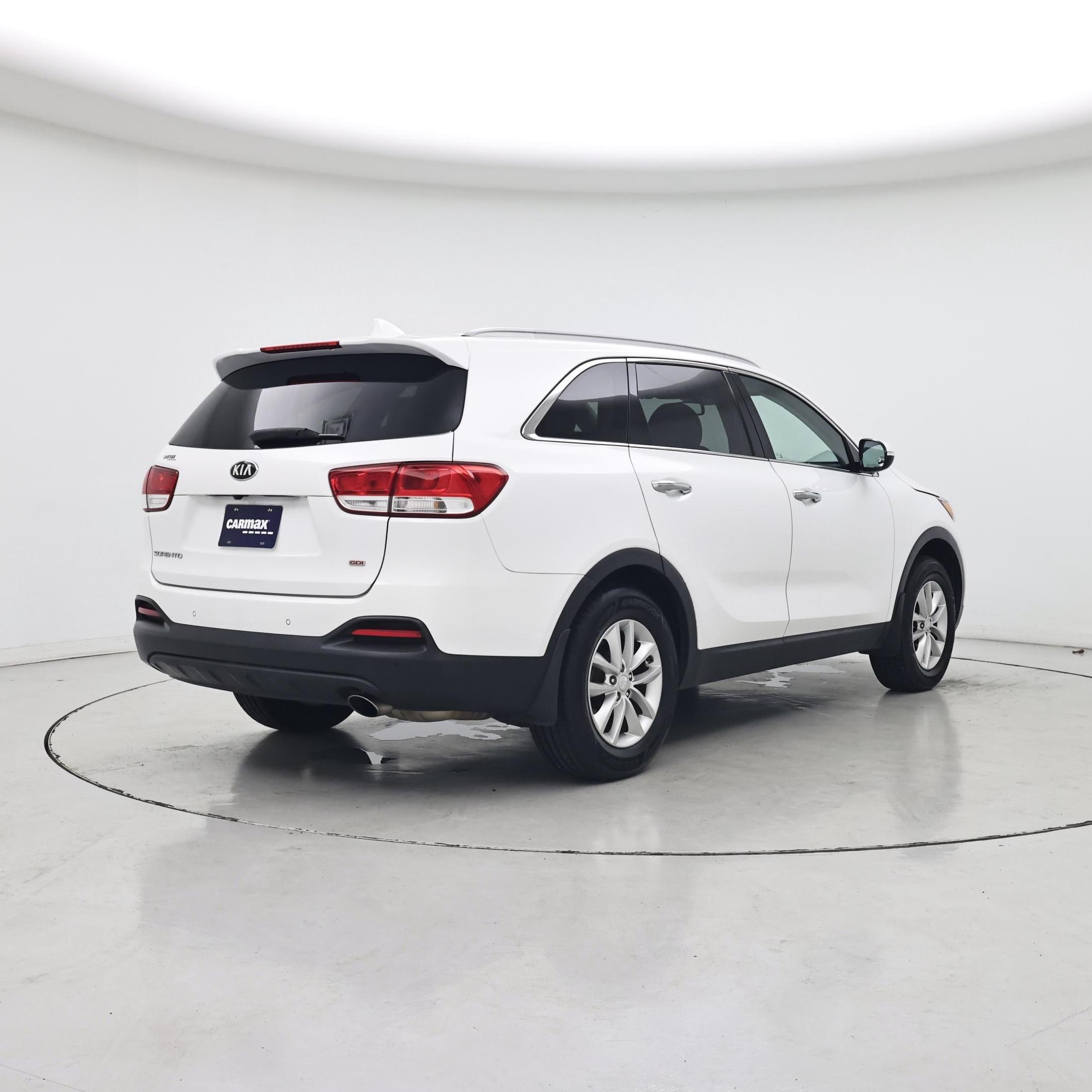 Thumbnail: 2018 Kia Sorento - 8