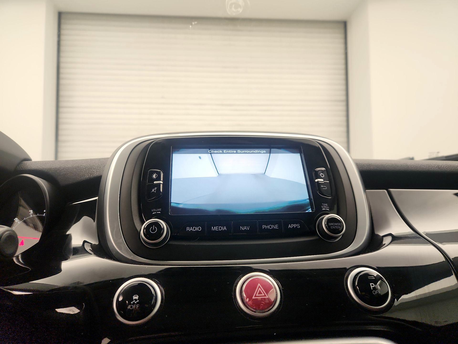 Thumbnail: 2016 Fiat 500X - 15