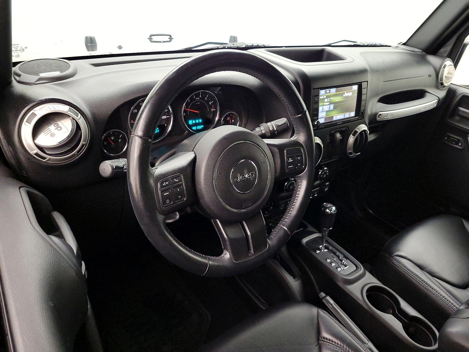 Thumbnail: 2016 Jeep Wrangler - 9