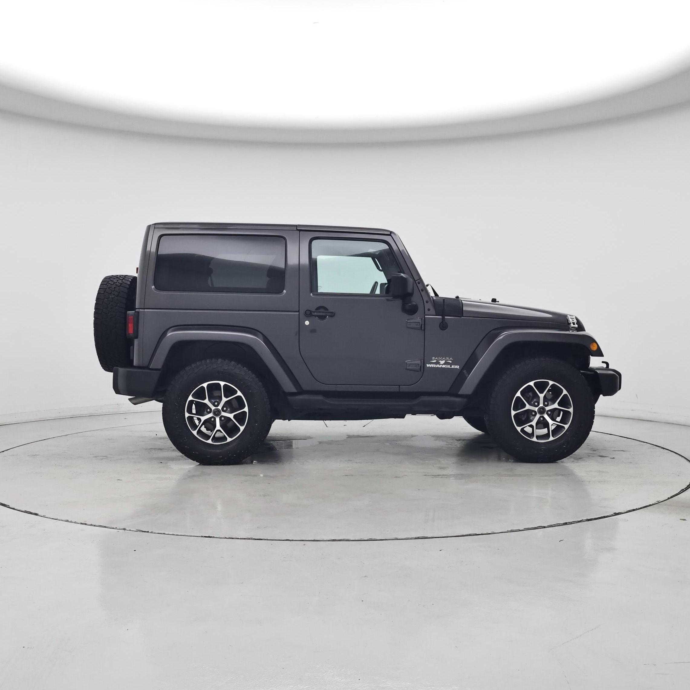 Thumbnail: 2016 Jeep Wrangler - 7