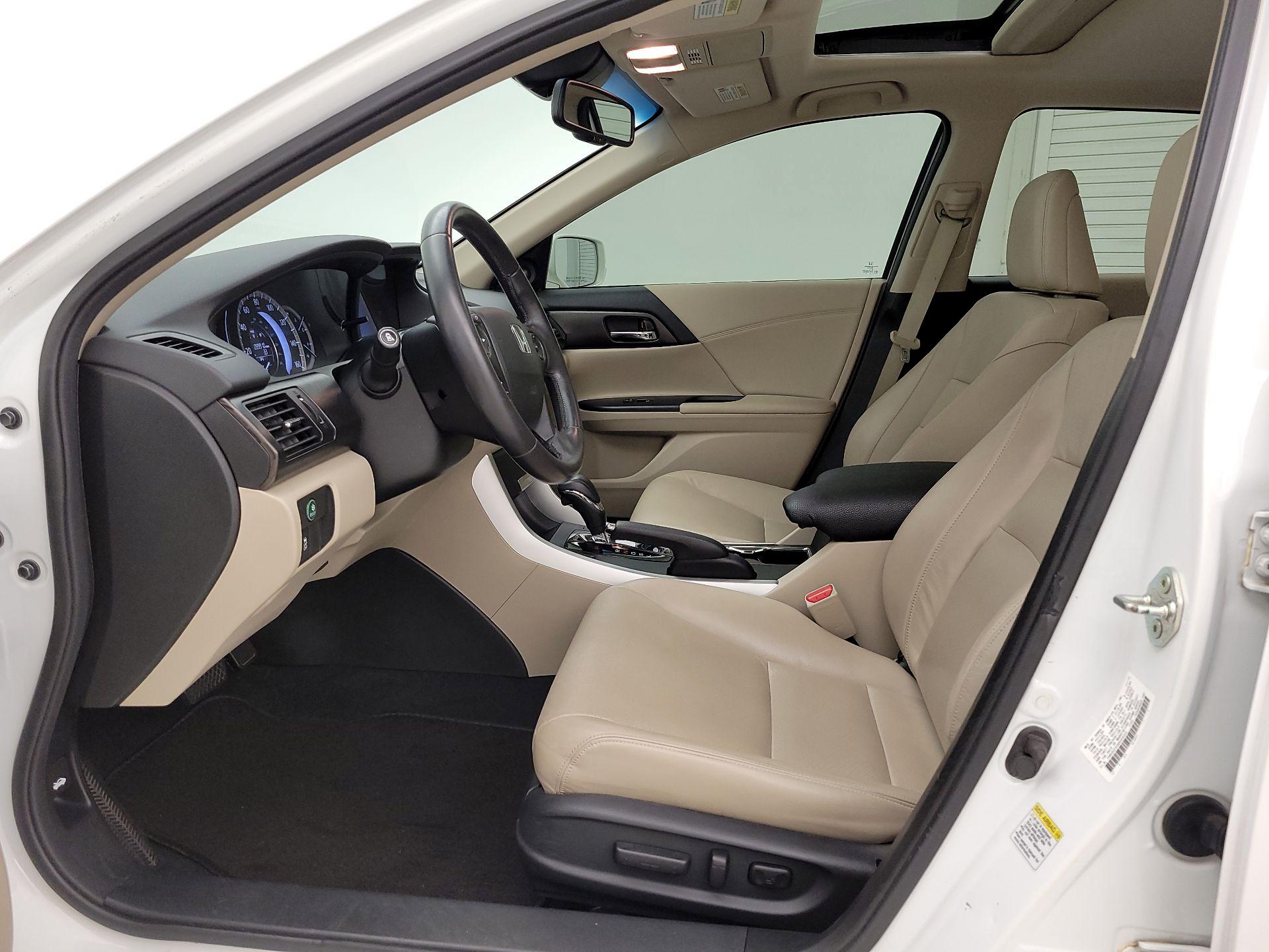 Thumbnail: 2013 Honda Accord - 11