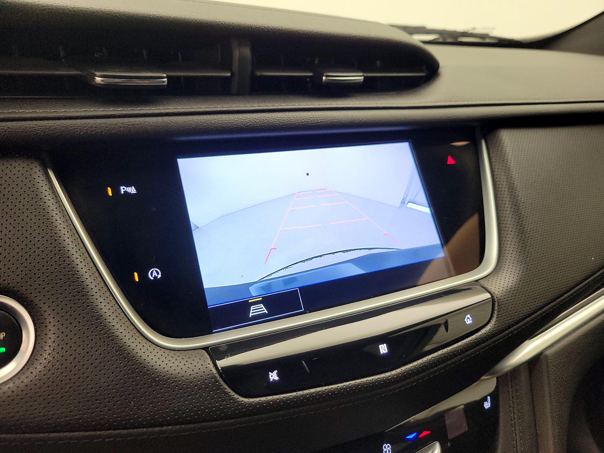 Thumbnail: 2021 Cadillac XT5 - 14