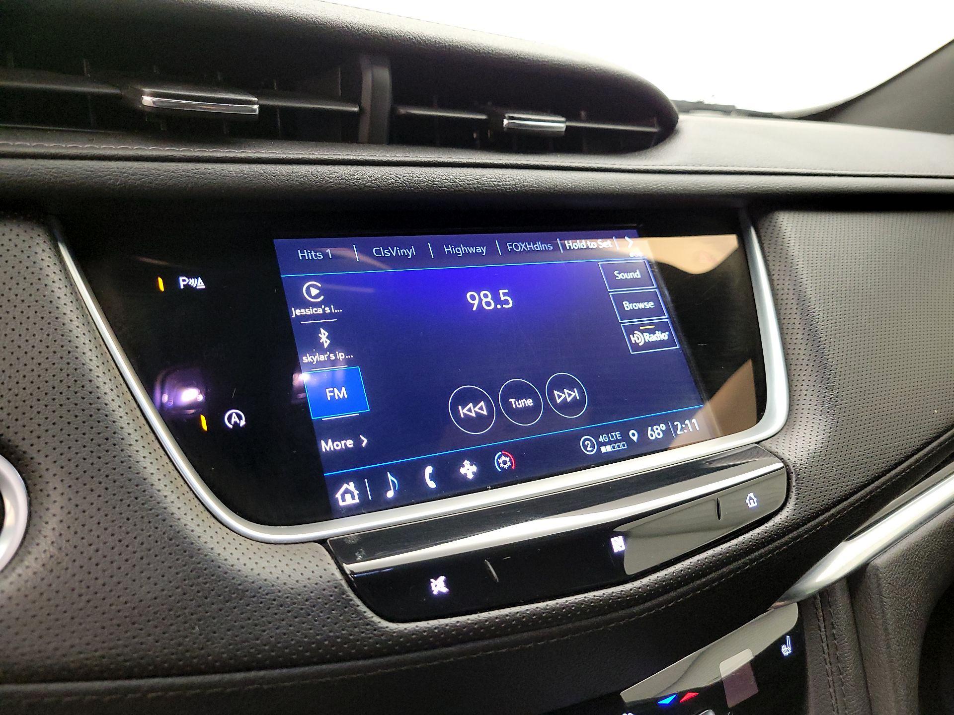 Thumbnail: 2021 Cadillac XT5 - 15