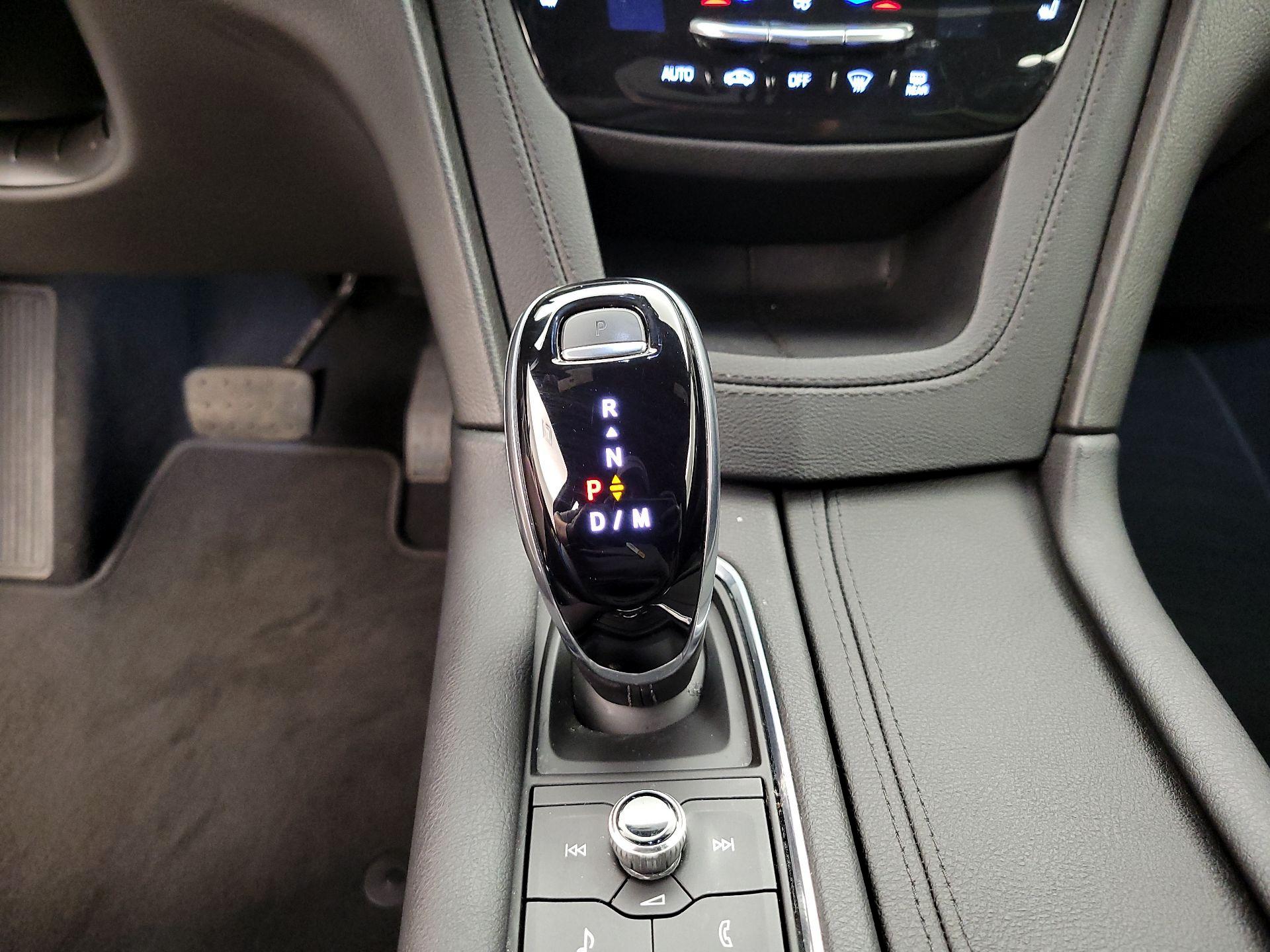 Thumbnail: 2021 Cadillac XT5 - 17