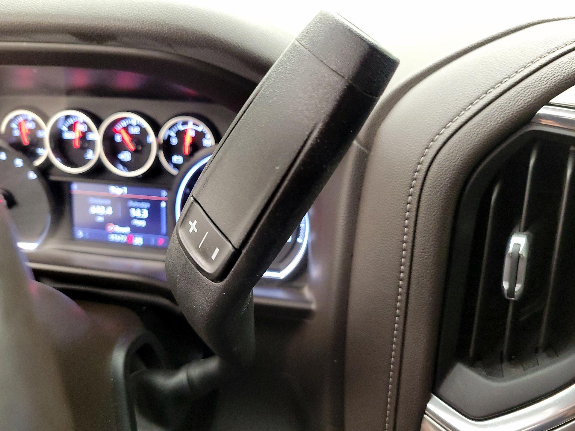 Thumbnail: 2021 Chevrolet Silverado 1500 - 17