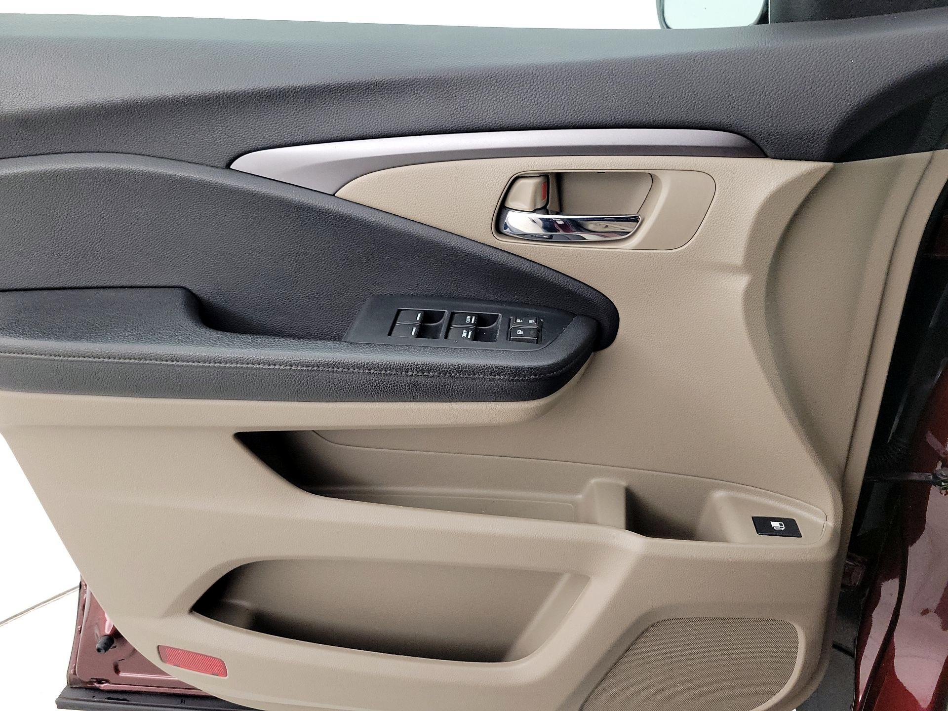 Thumbnail: 2021 Honda Pilot - 12