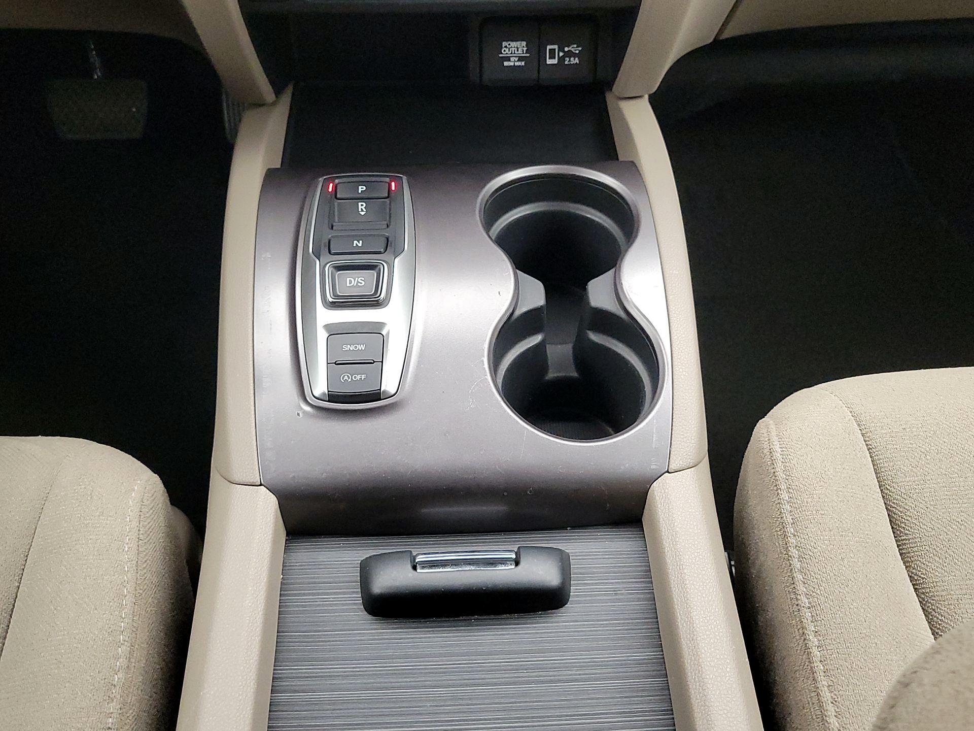 Thumbnail: 2021 Honda Pilot - 17