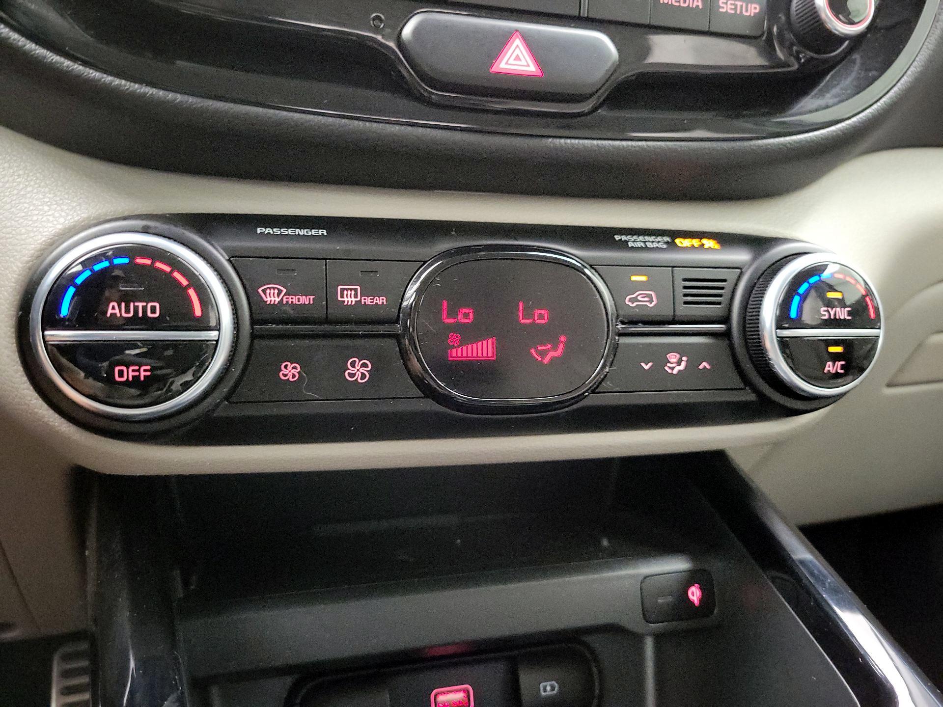 Thumbnail: 2020 Kia Soul - 17