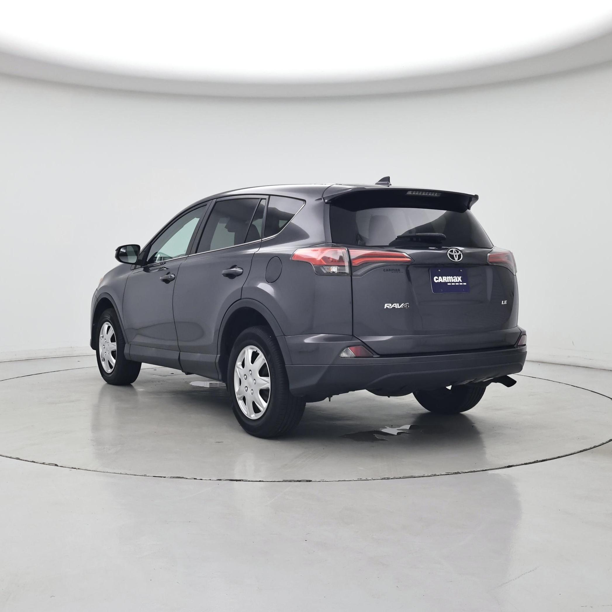 Thumbnail: 2018 Toyota RAV4 - 2