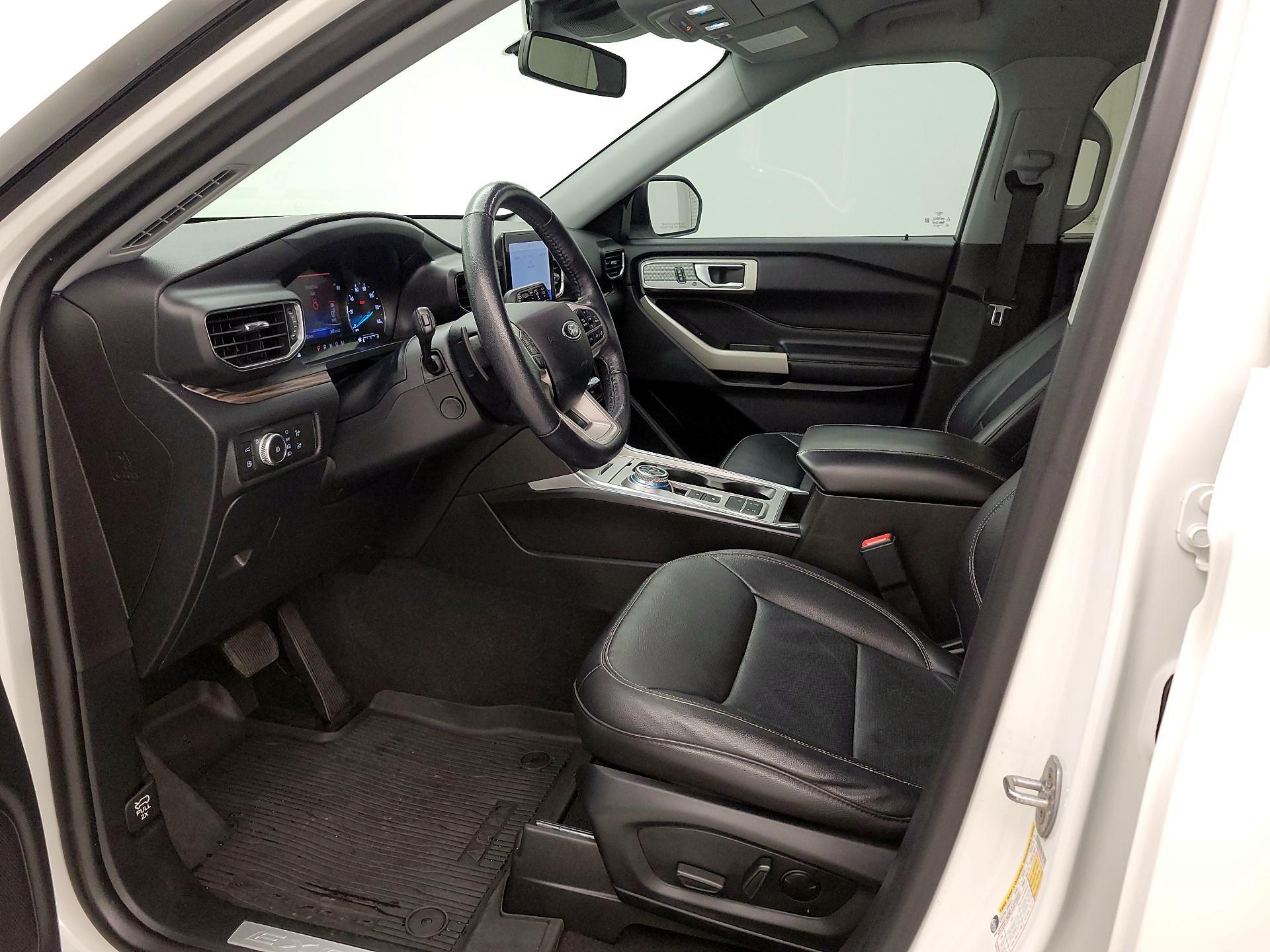 Thumbnail: 2021 Ford Explorer - 11
