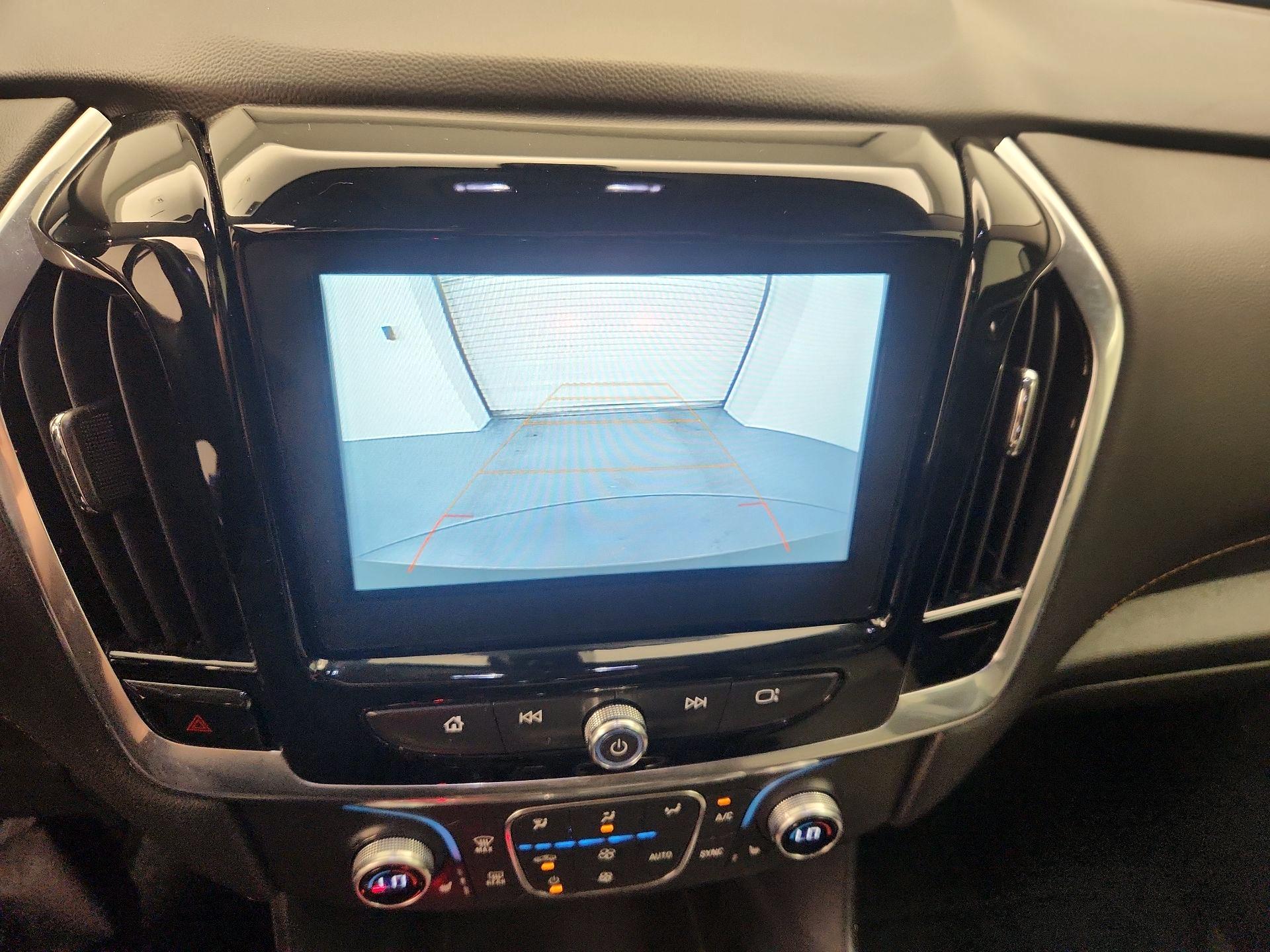 Thumbnail: 2019 Chevrolet Traverse - 14