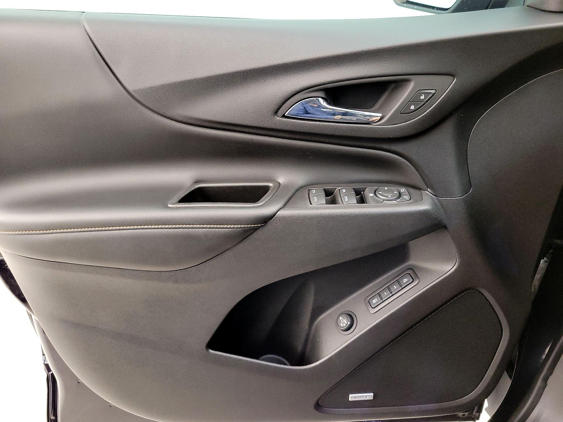 Thumbnail: 2020 Chevrolet Equinox - 12