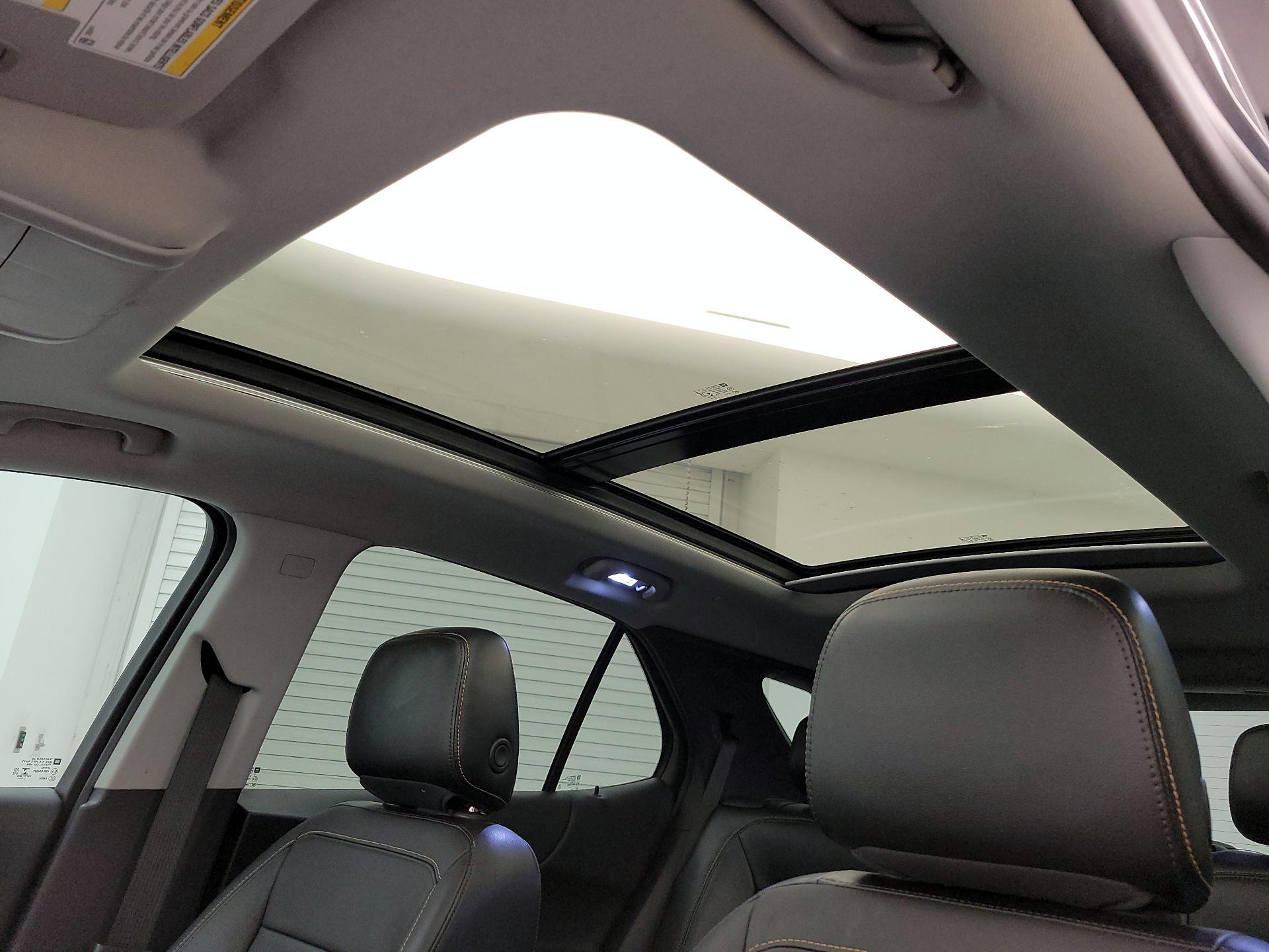 Thumbnail: 2020 Chevrolet Equinox - 20