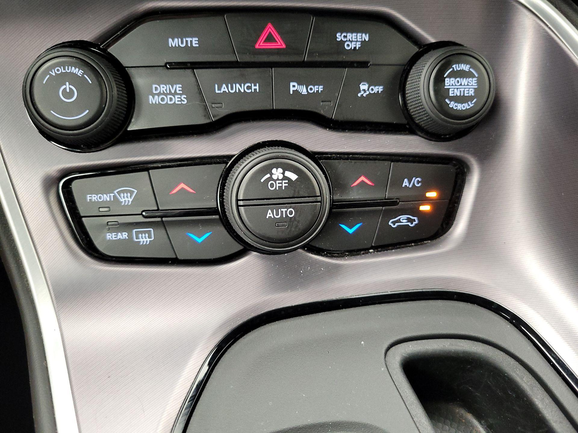 Thumbnail: 2019 Dodge Challenger - 17